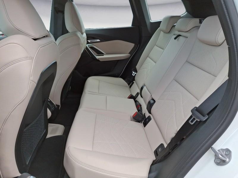 BMW iX1 – Bild 16