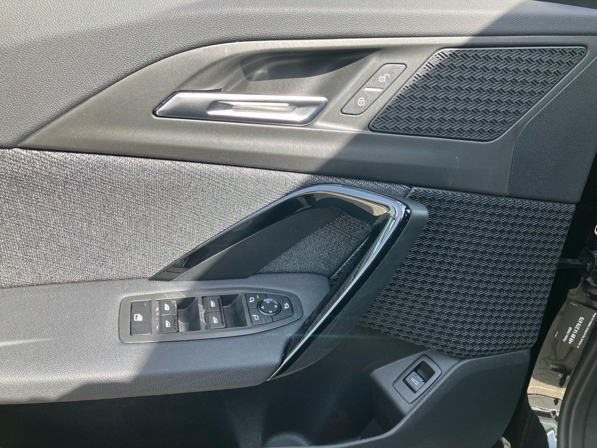 BMW iX1 – Bild 13