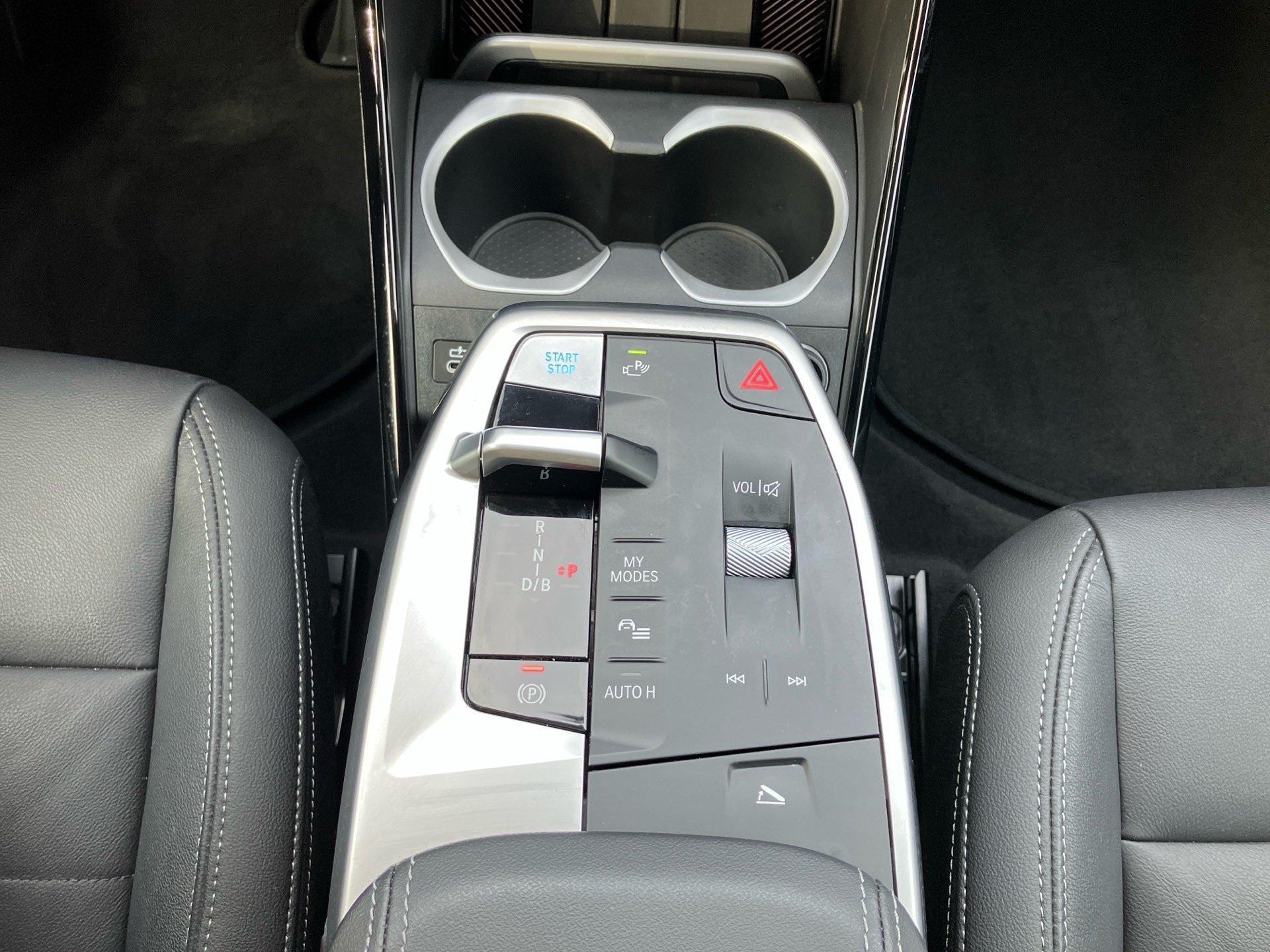 BMW iX1 – Bild 8