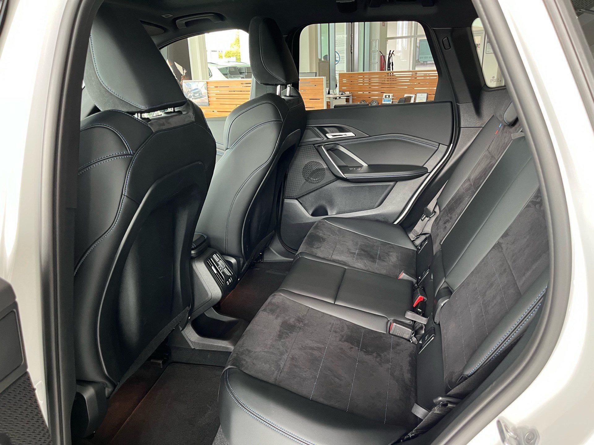 BMW iX1 – Bild 15