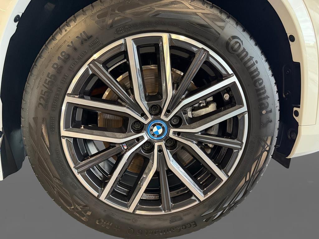 BMW iX1 – Bild 4