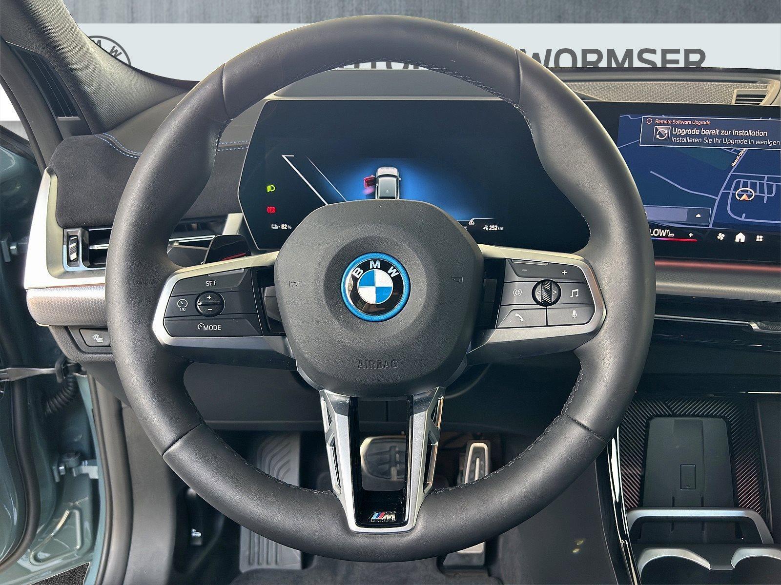 BMW iX2 – Bild 18