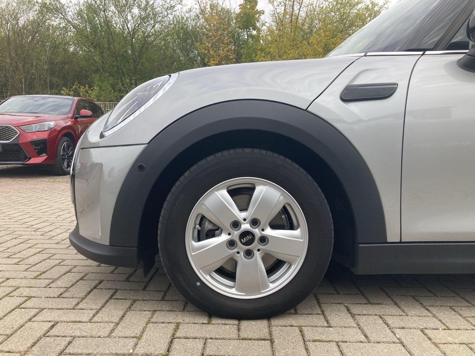 MINI Cooper 5-Türer – Bild 3