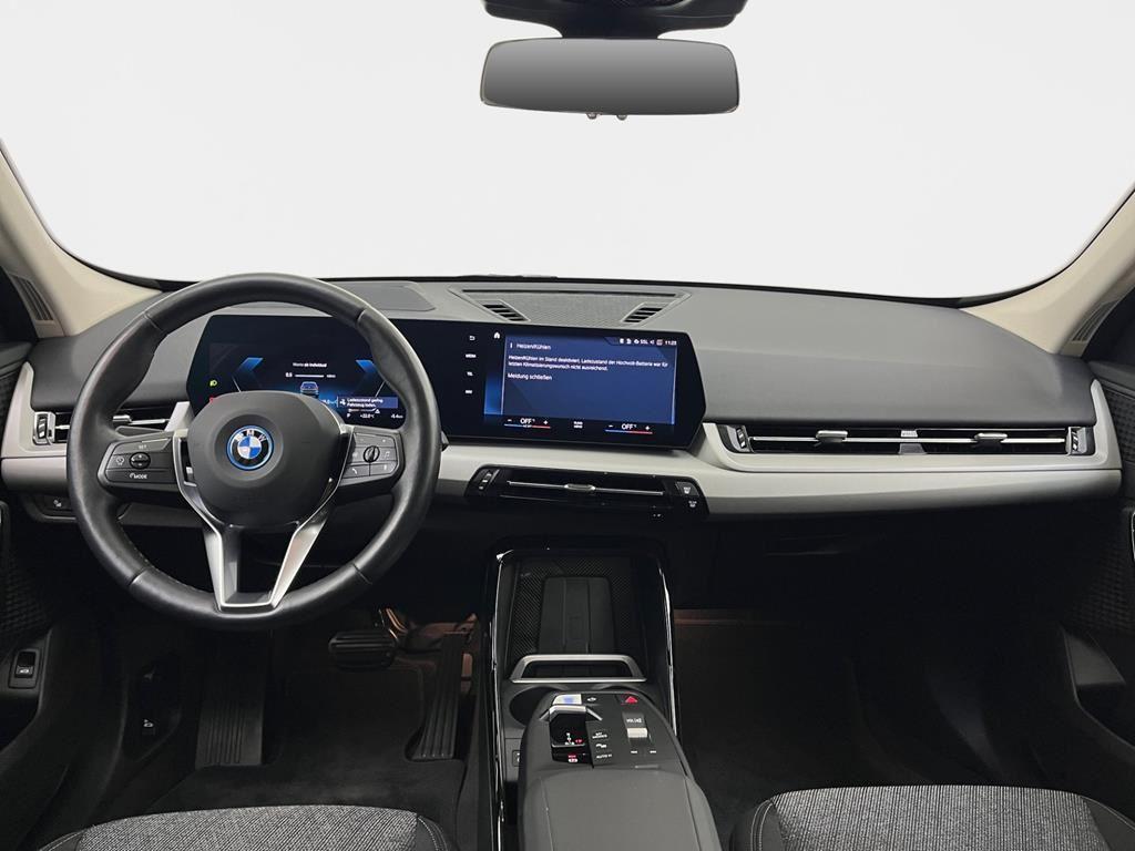 BMW iX1 – Bild 6