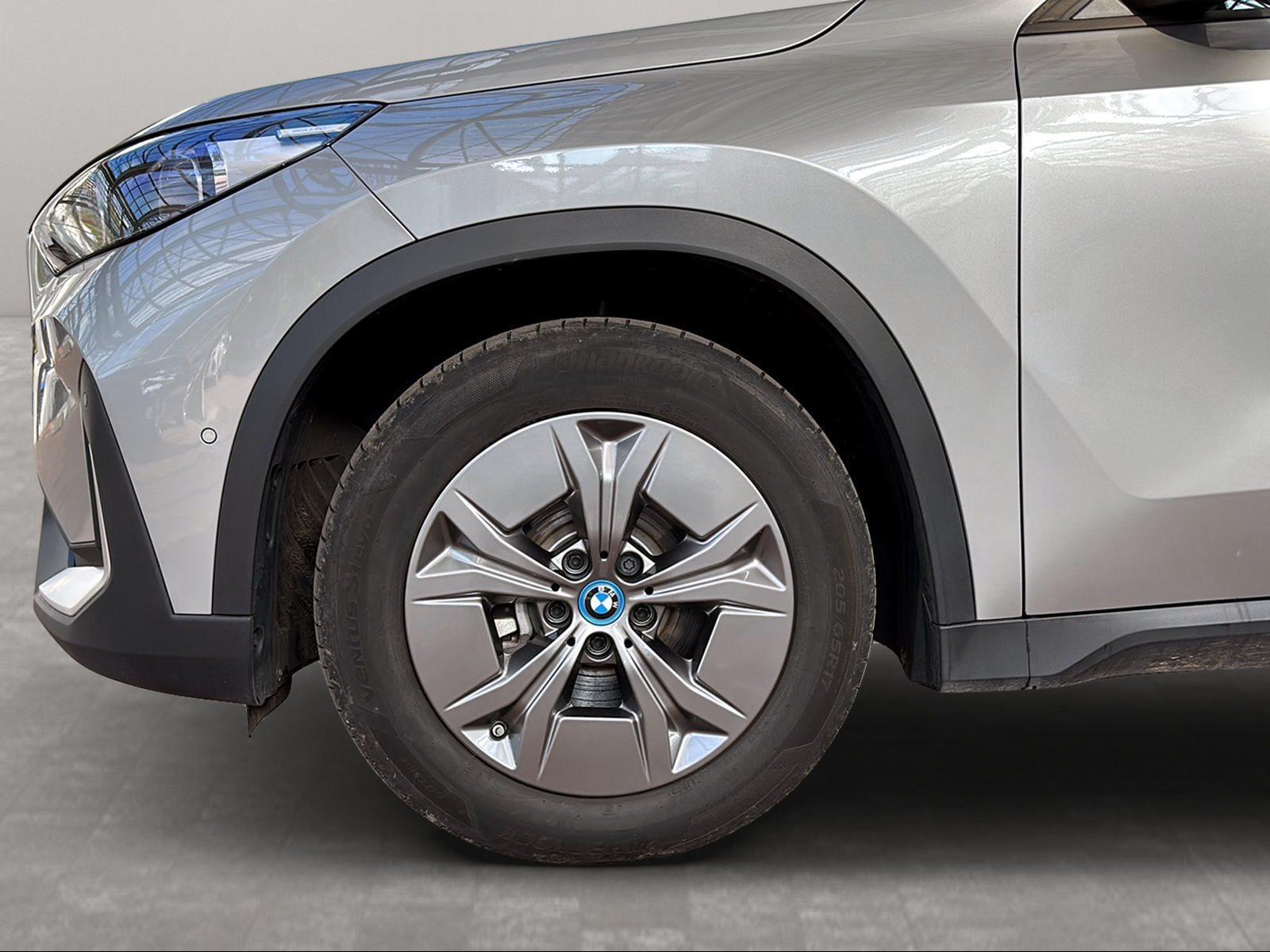 BMW iX1 – Bild 16