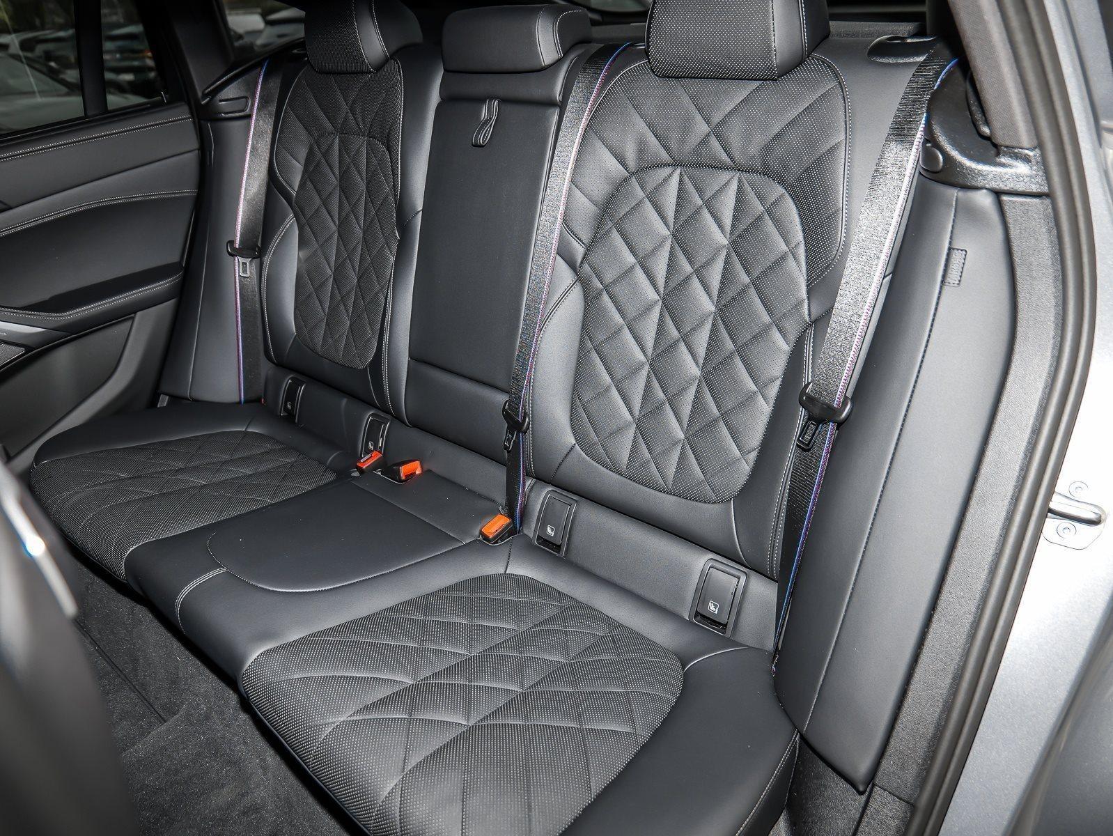 BMW X6 – Bild 17