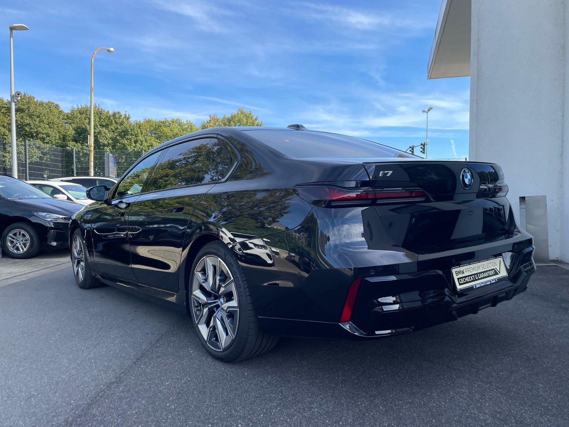 BMW i7 – Bild 2