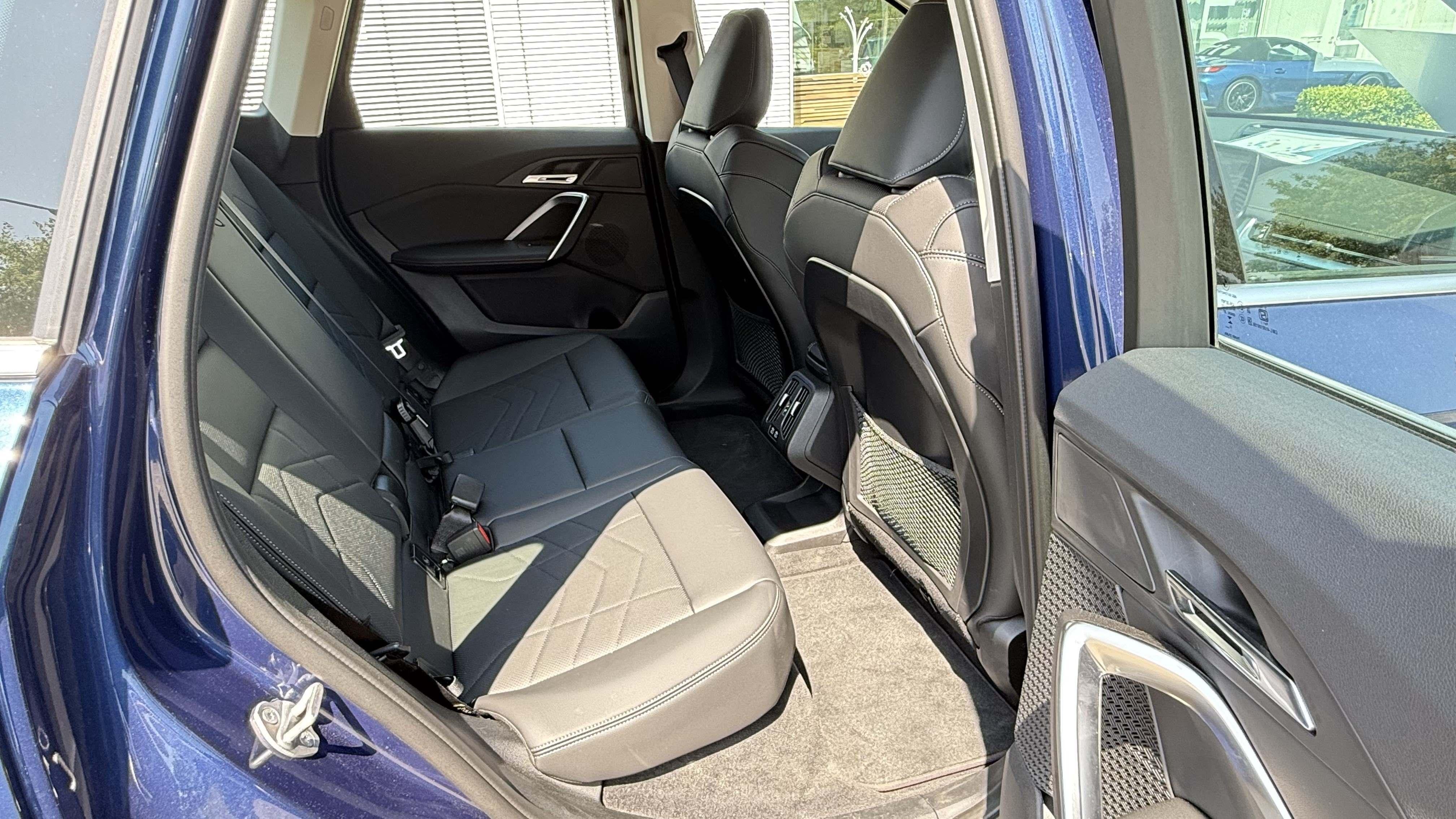 BMW iX1 – Bild 8