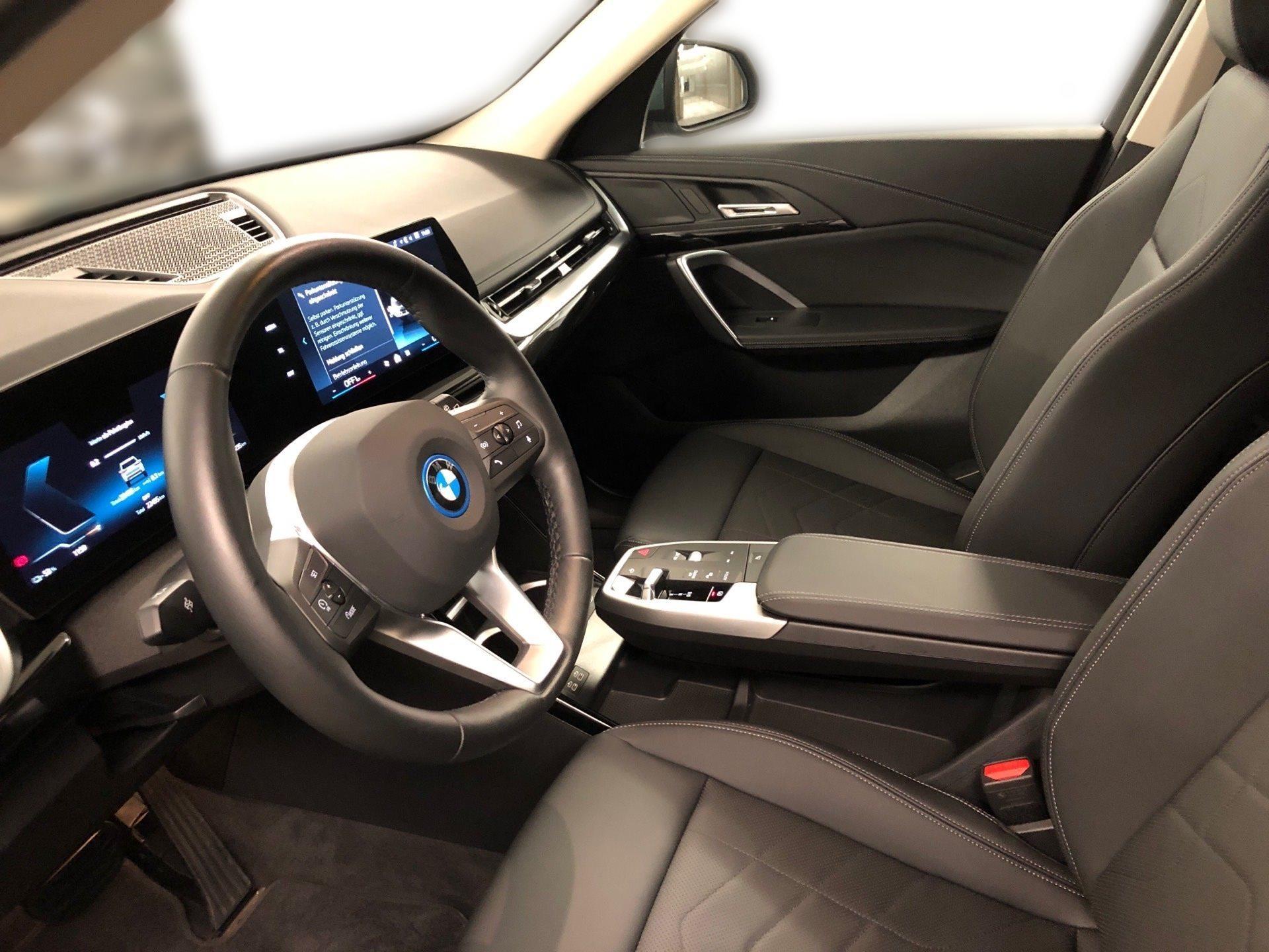 BMW iX1 – Bild 9