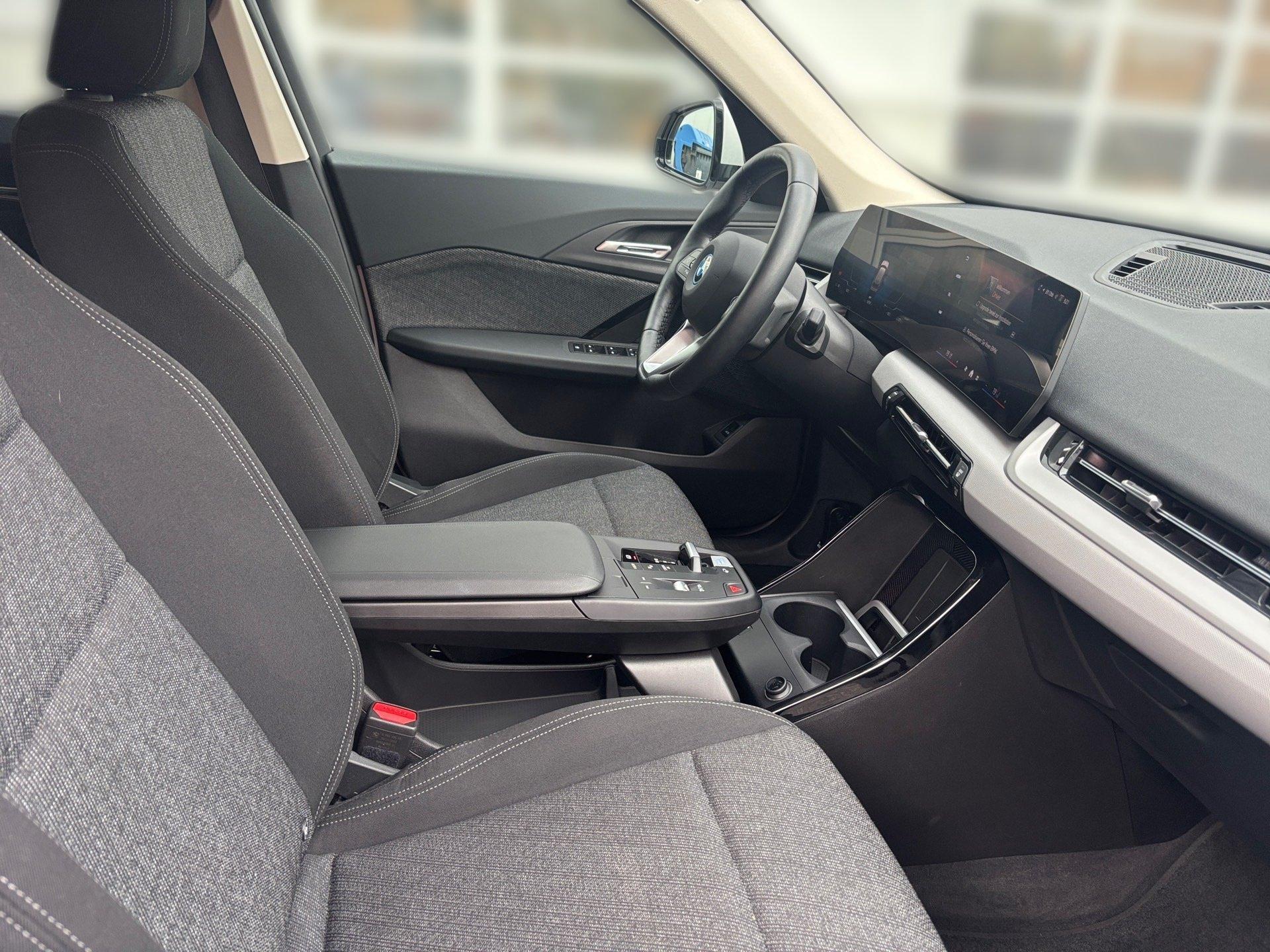 BMW iX1 – Bild 3