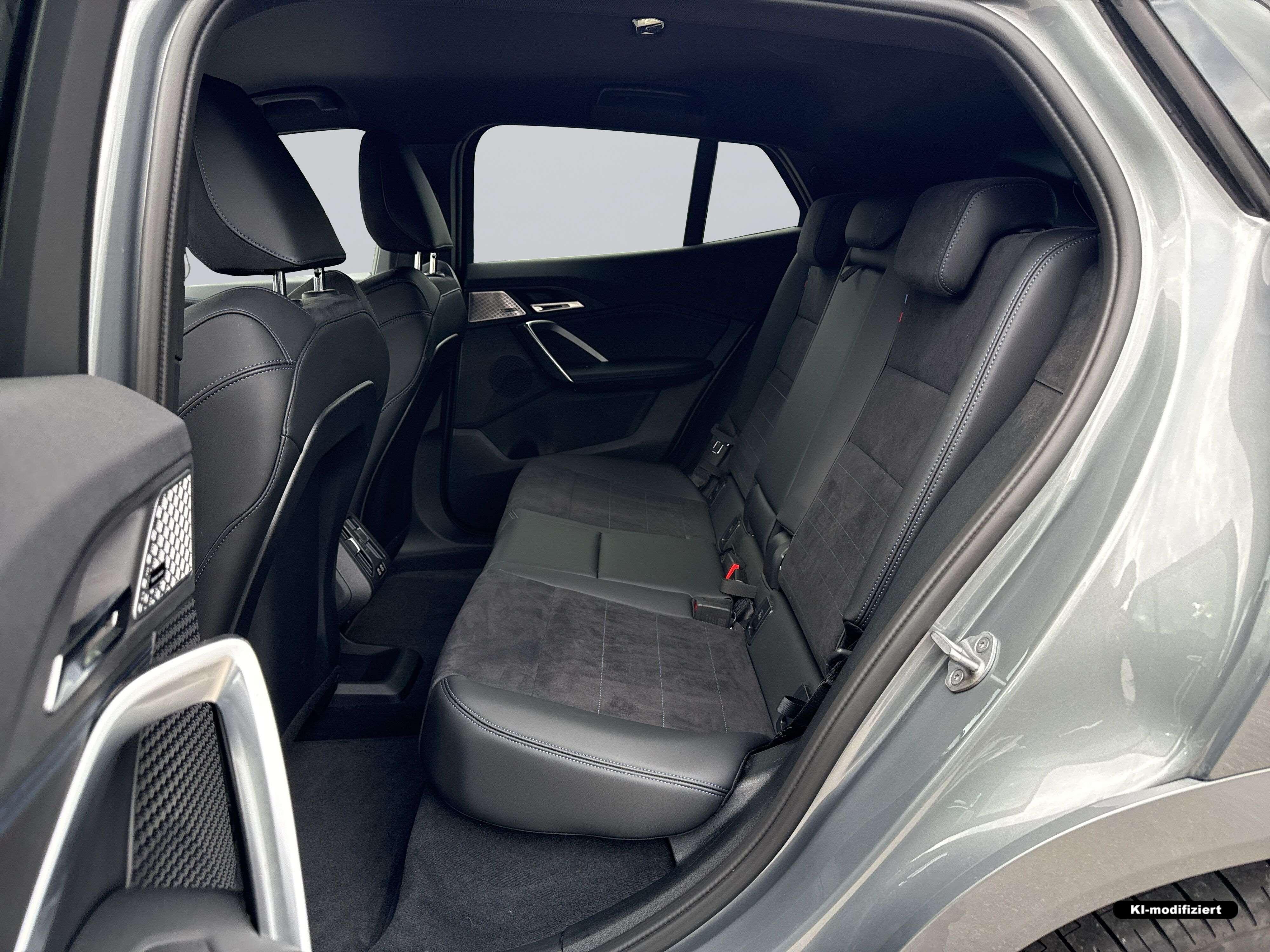 BMW iX2 – Bild 14