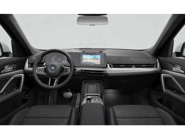 BMW iX1 – Bild 8