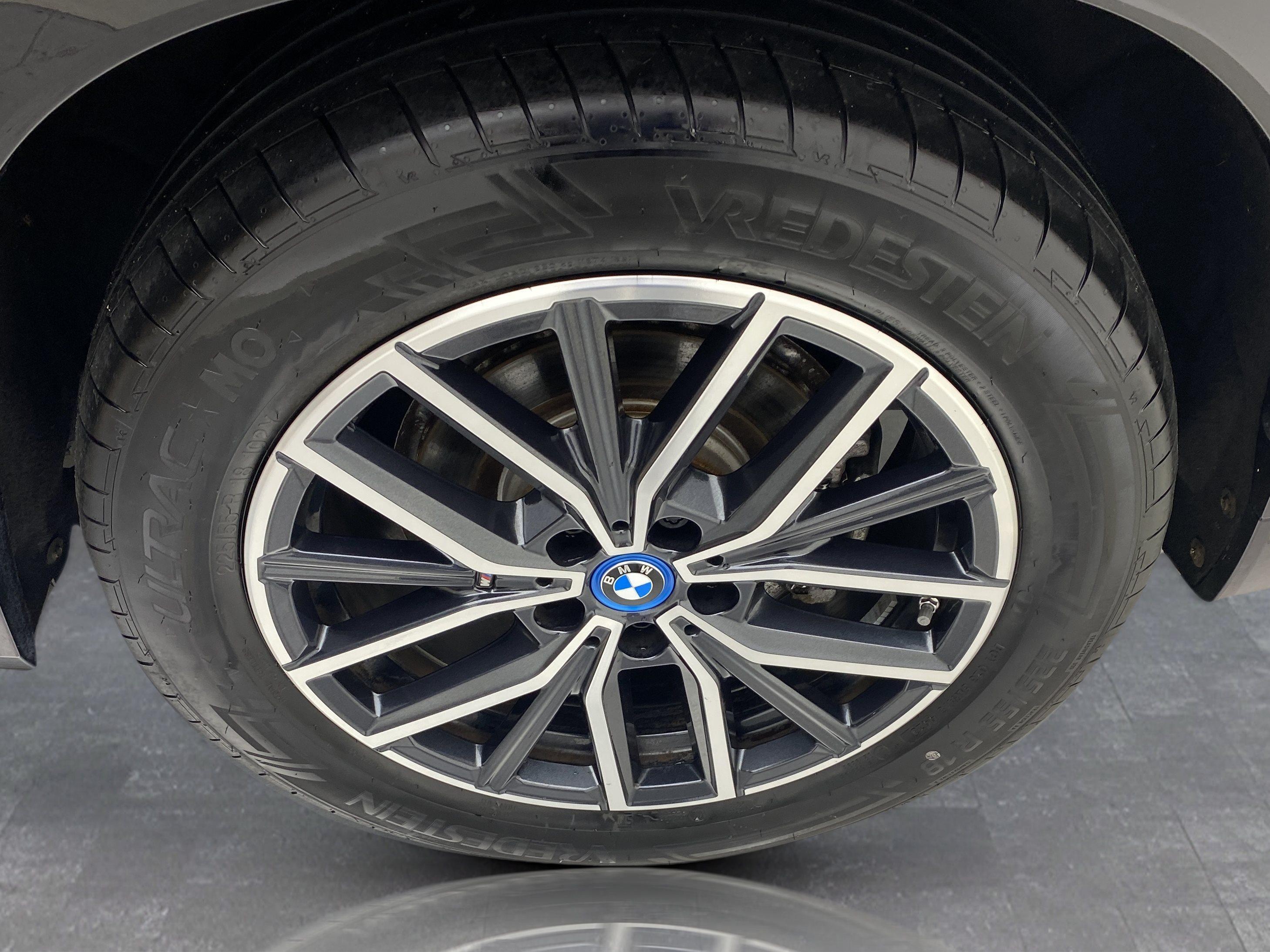 BMW iX1 – Bild 9