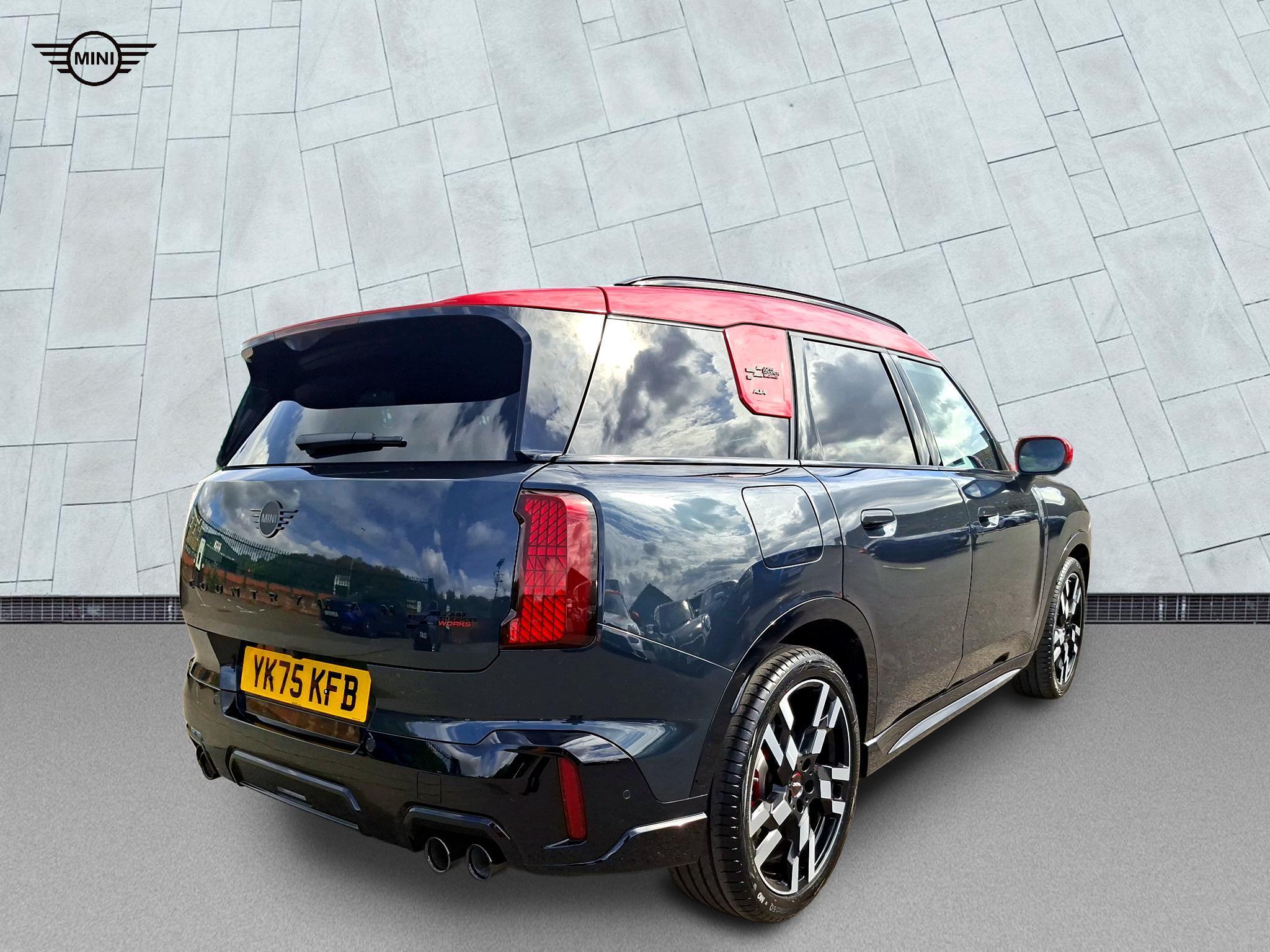 MINI John Cooper Works Countryman ALL4