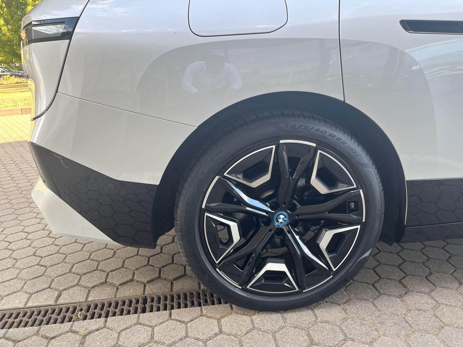 BMW iX – Bild 30