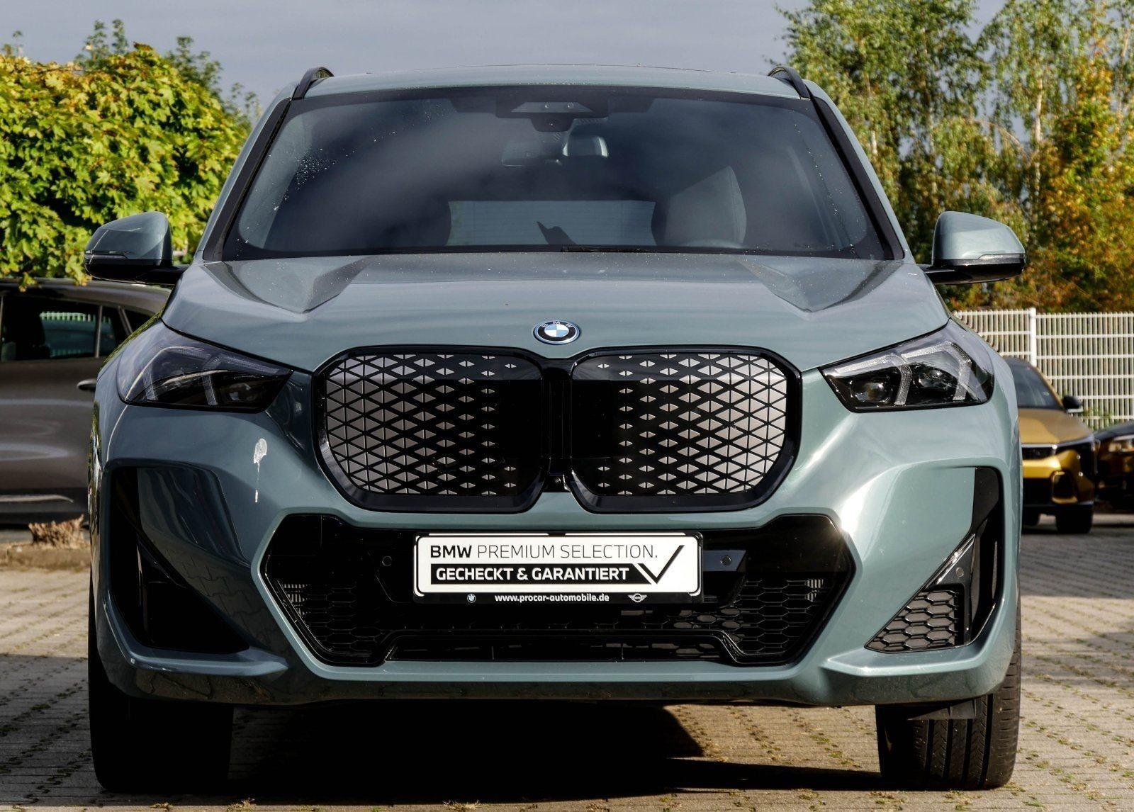 BMW iX1 – Bild 11
