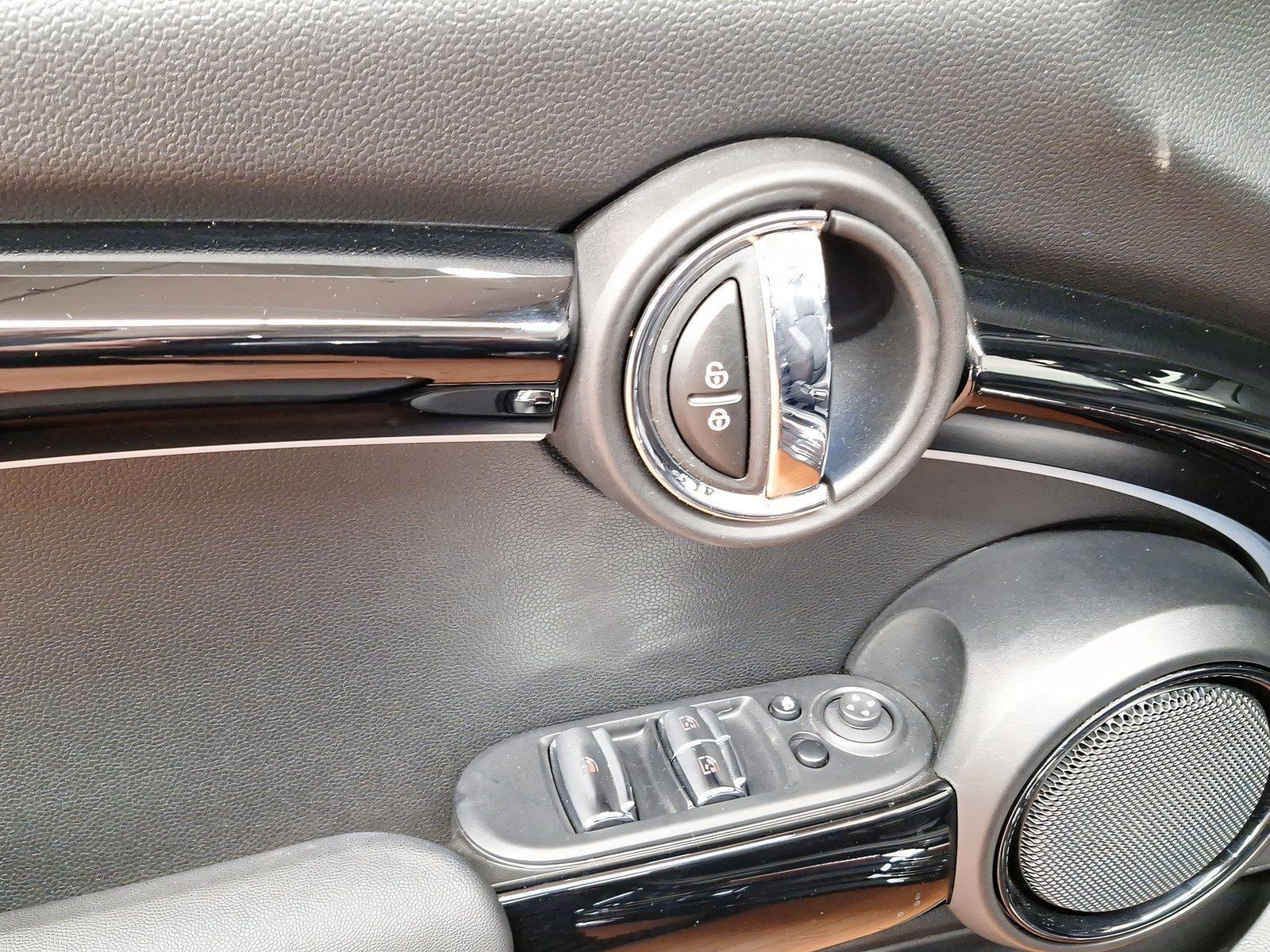 MINI Cabrio – Bild 14
