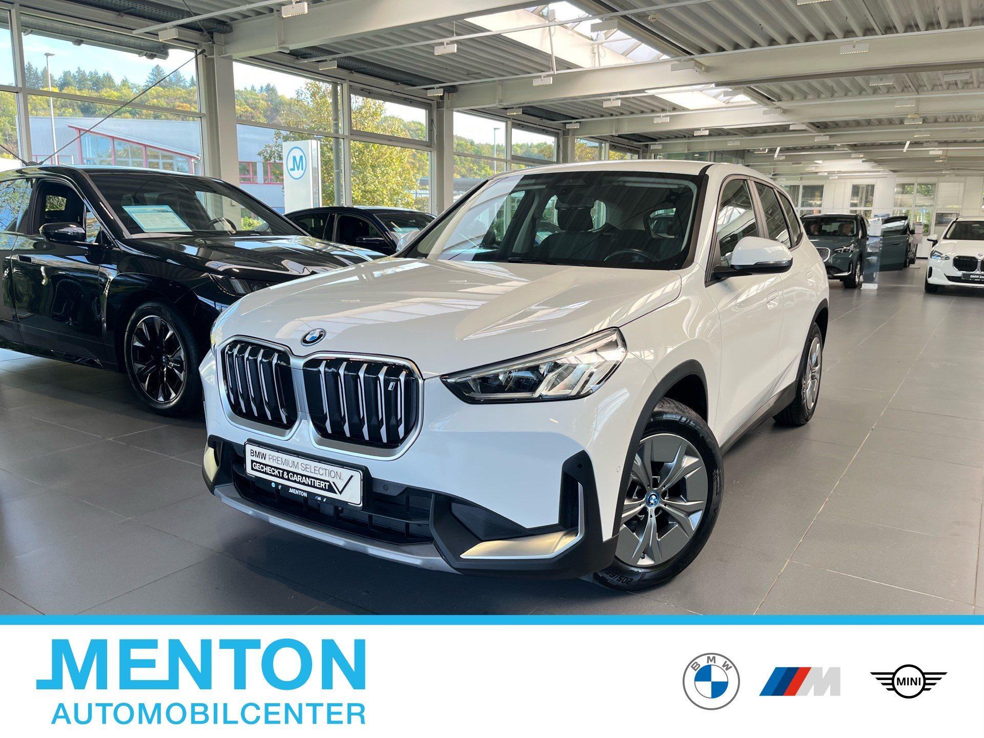 BMW iX1