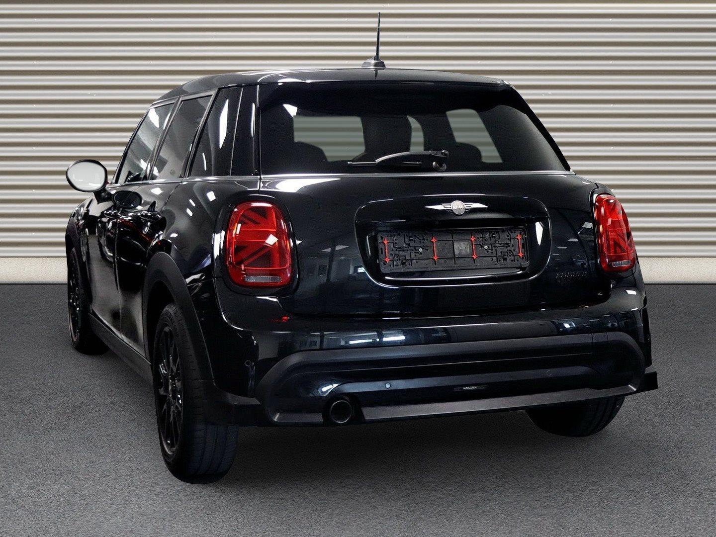 MINI Cooper 5-Türer – Bild 2