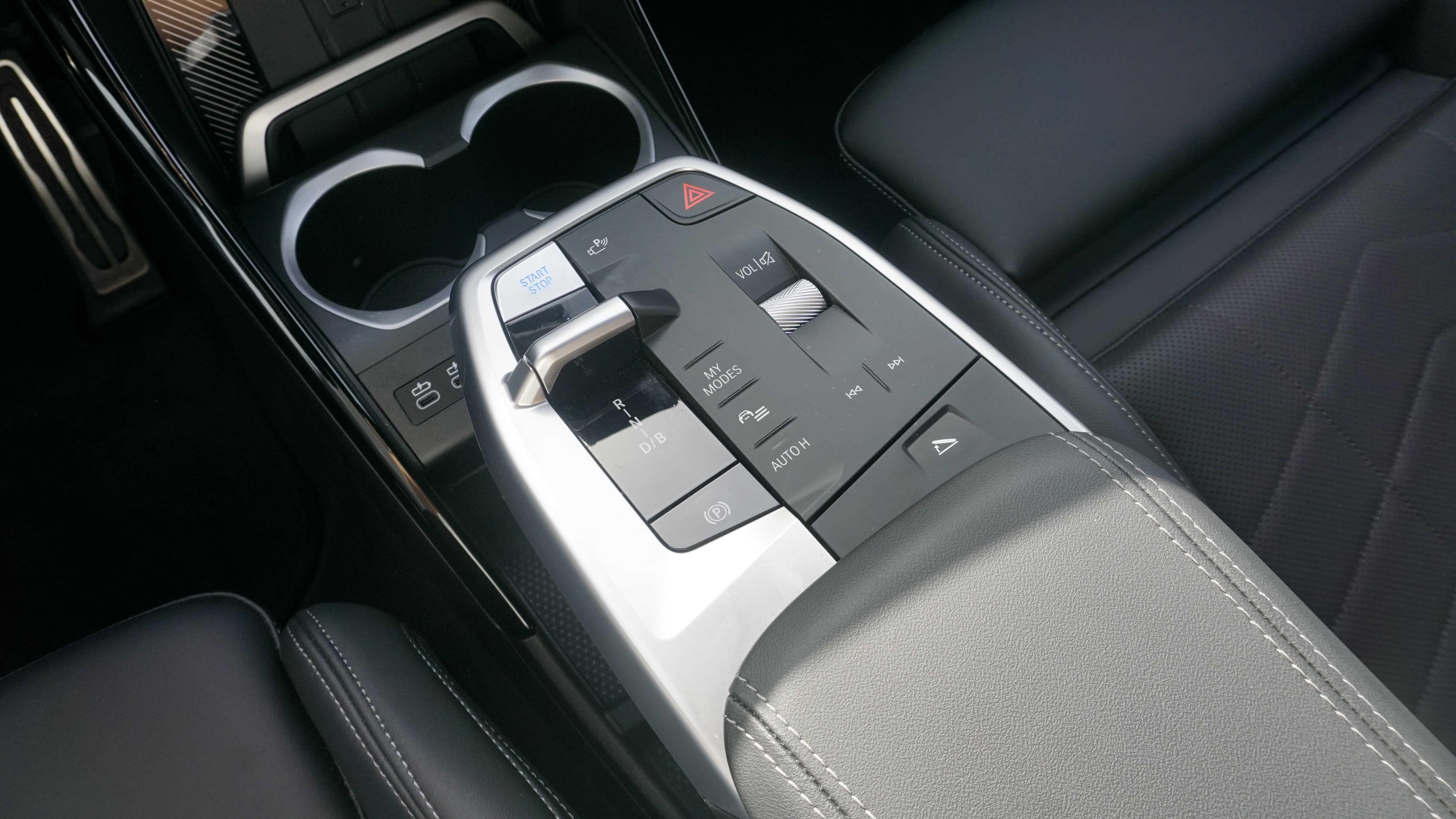 BMW iX2 – Bild 8