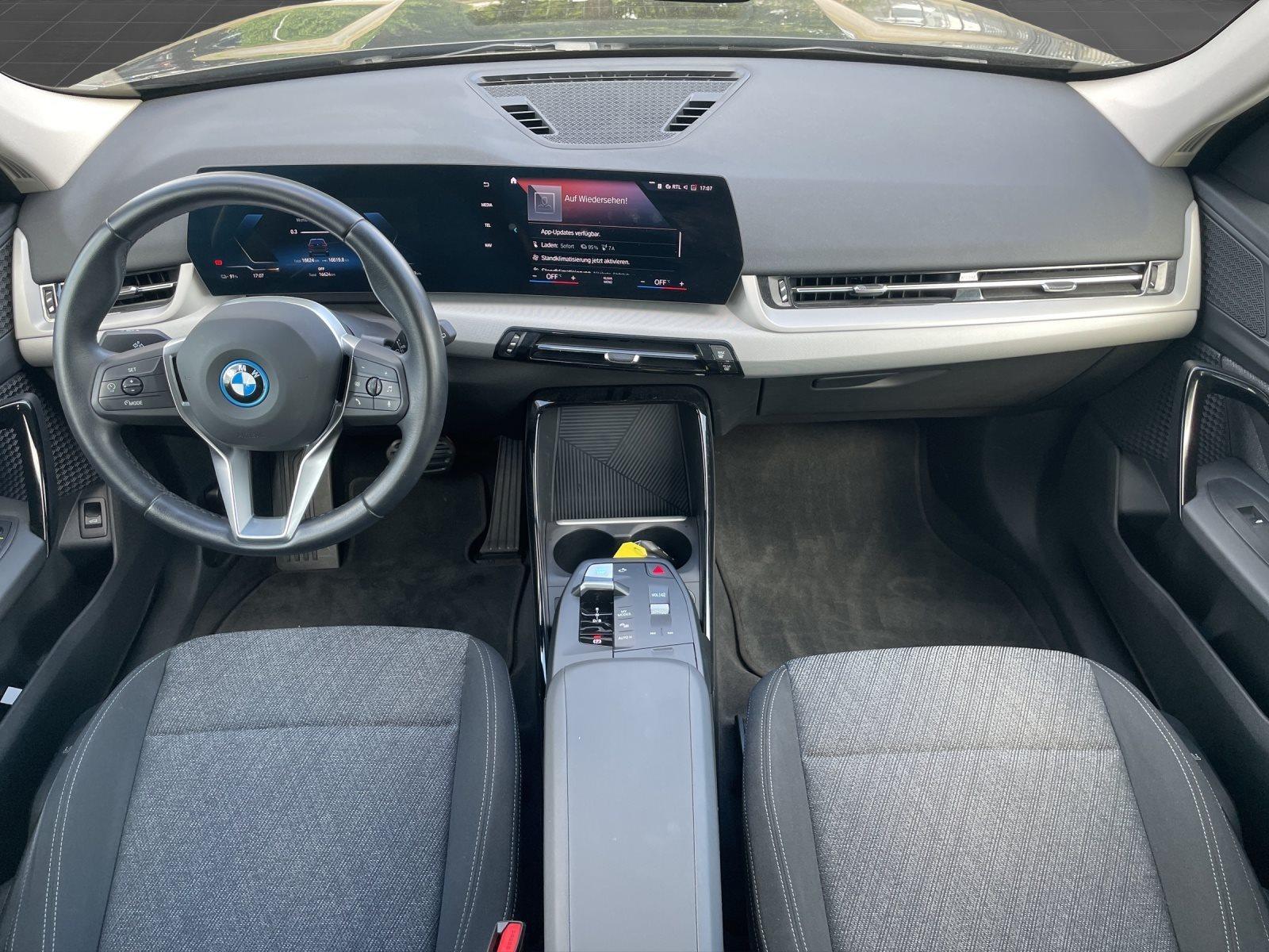 BMW iX1 – Bild 18