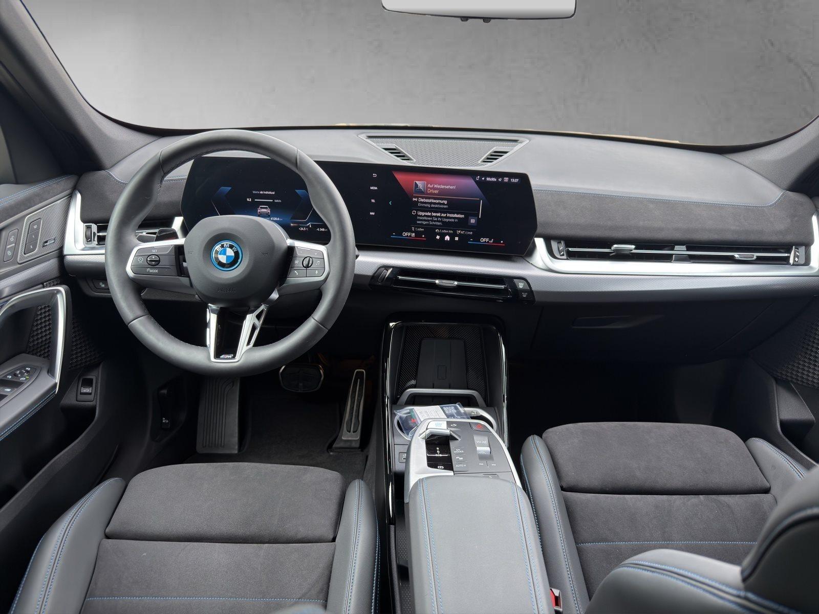 BMW iX1 – Bild 15