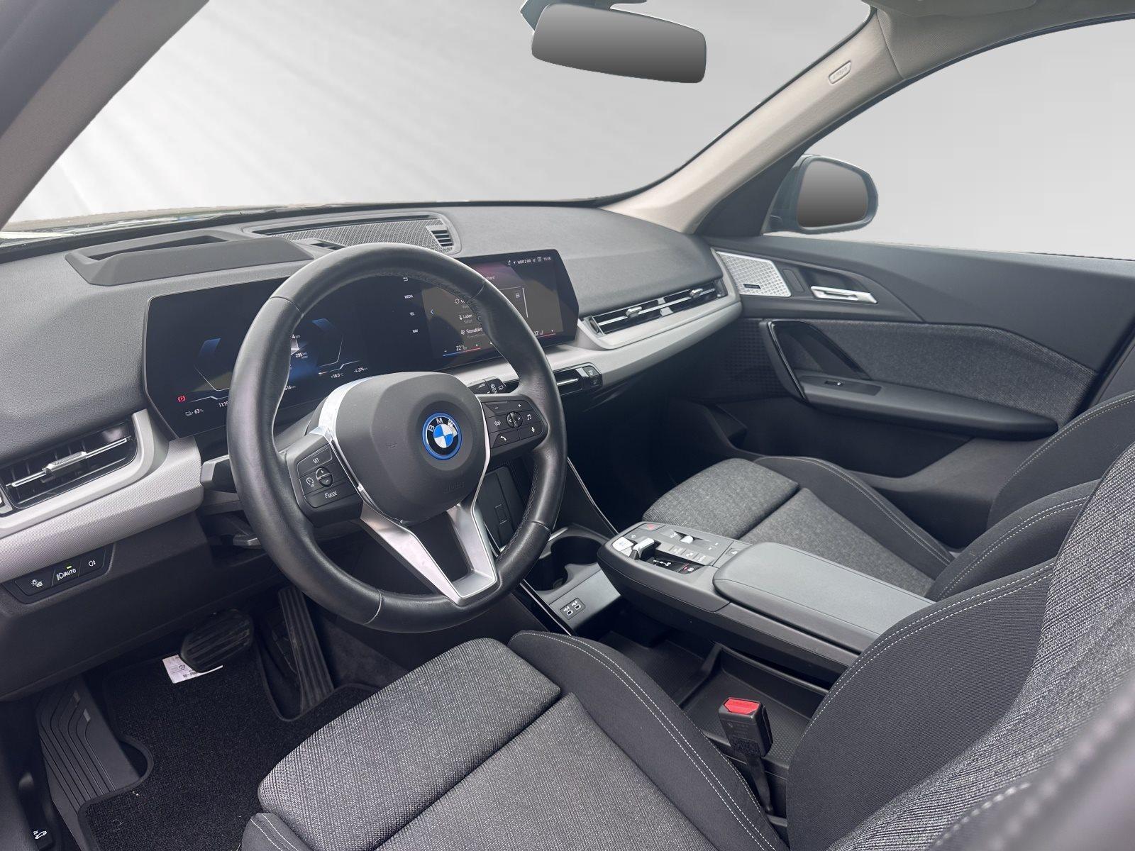 BMW iX1 – Bild 32