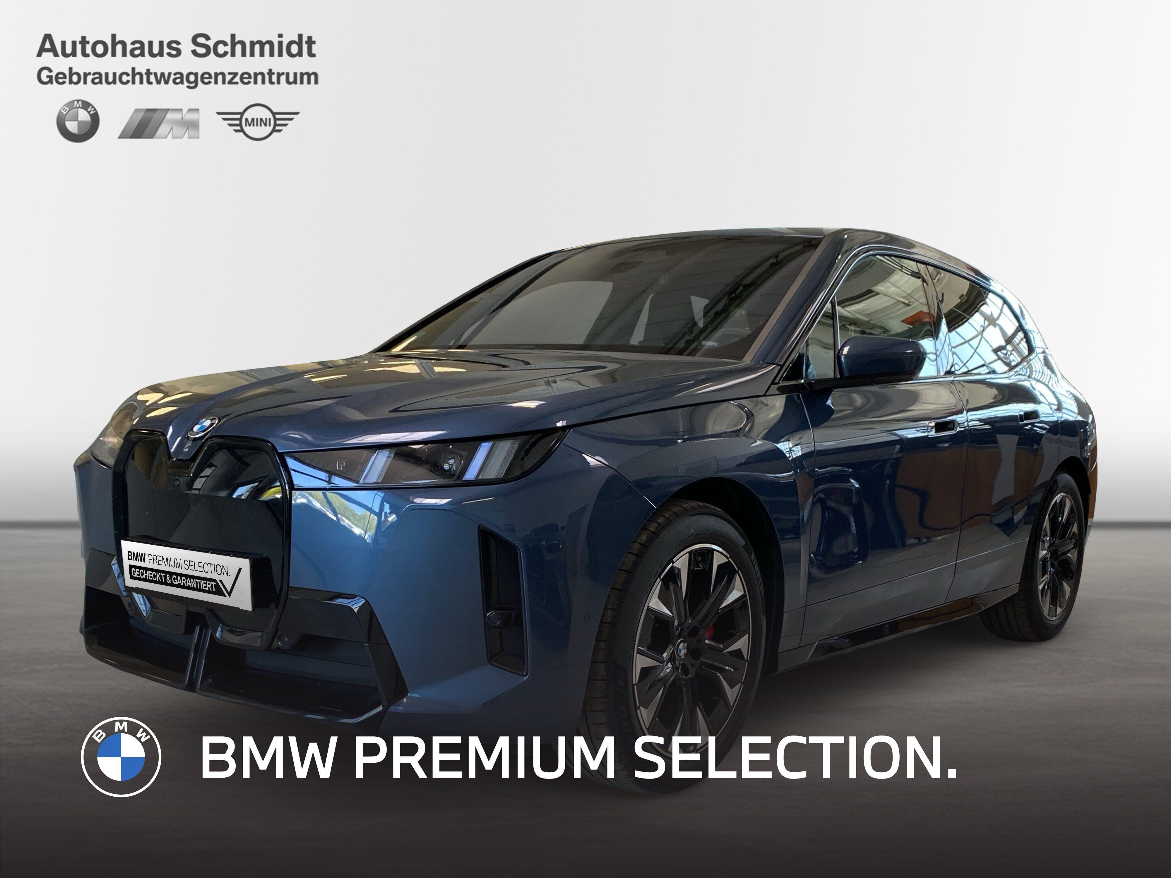 BMW iX