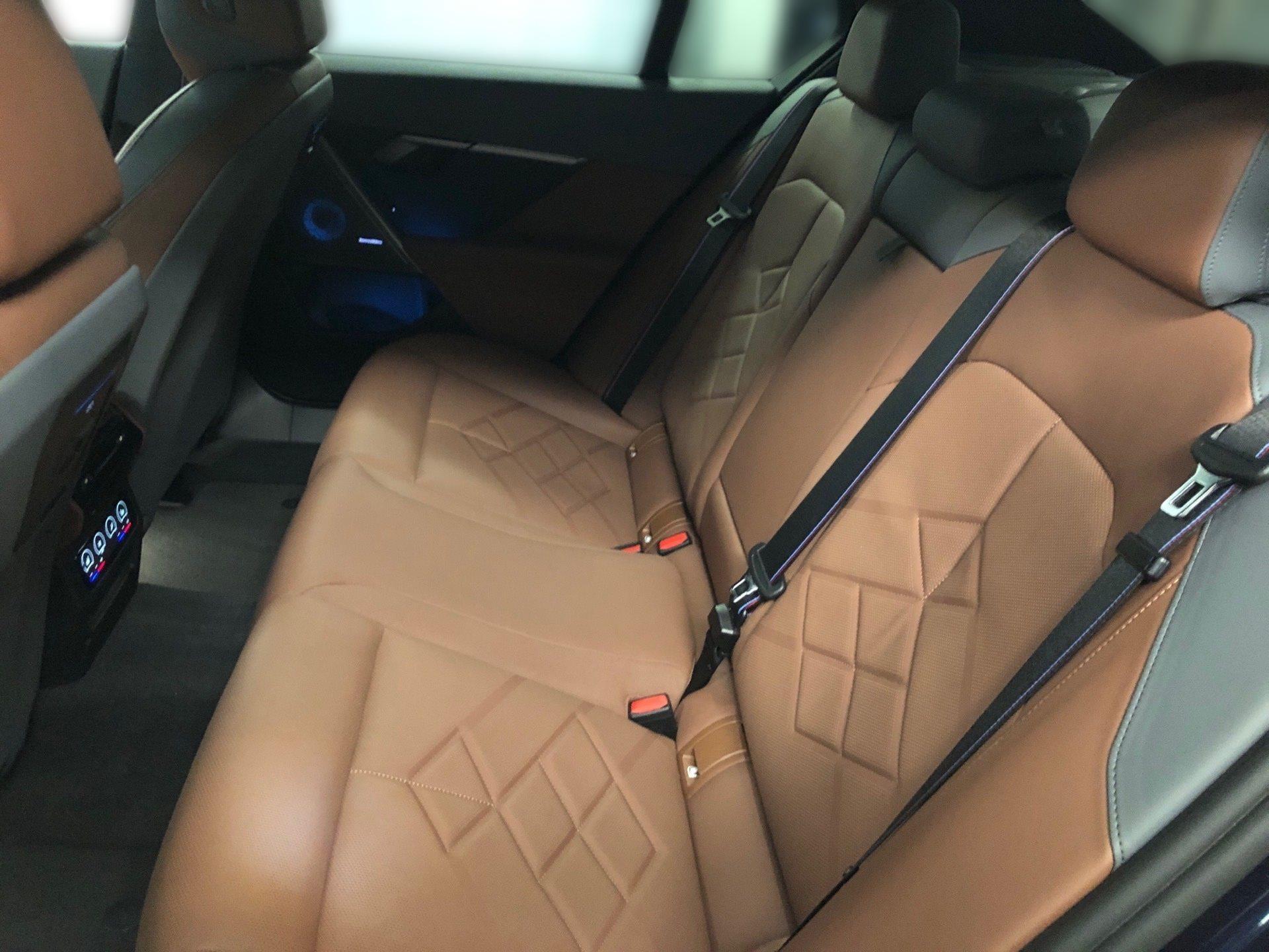 BMW i5 – Bild 8