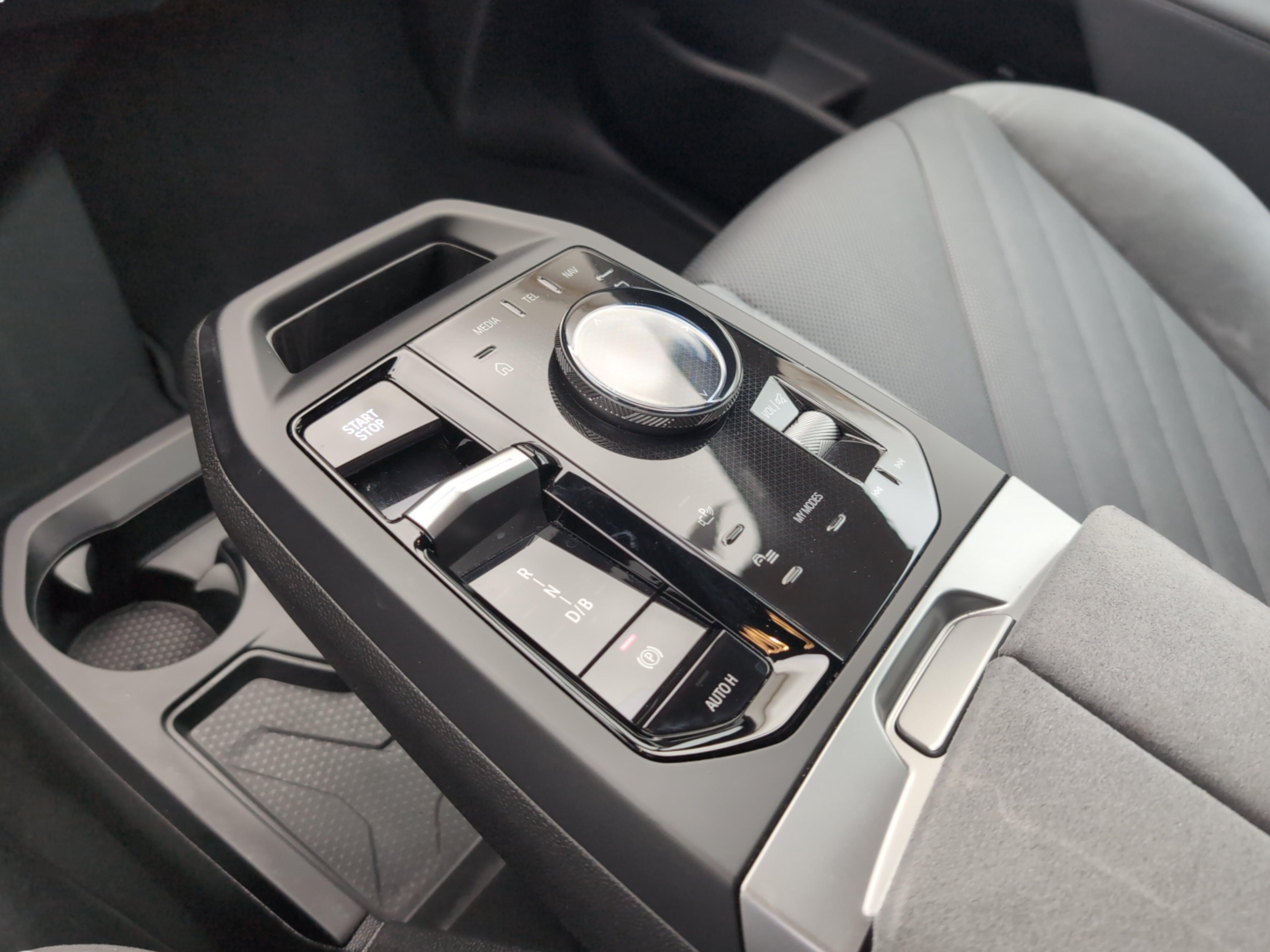 BMW iX – Bild 13