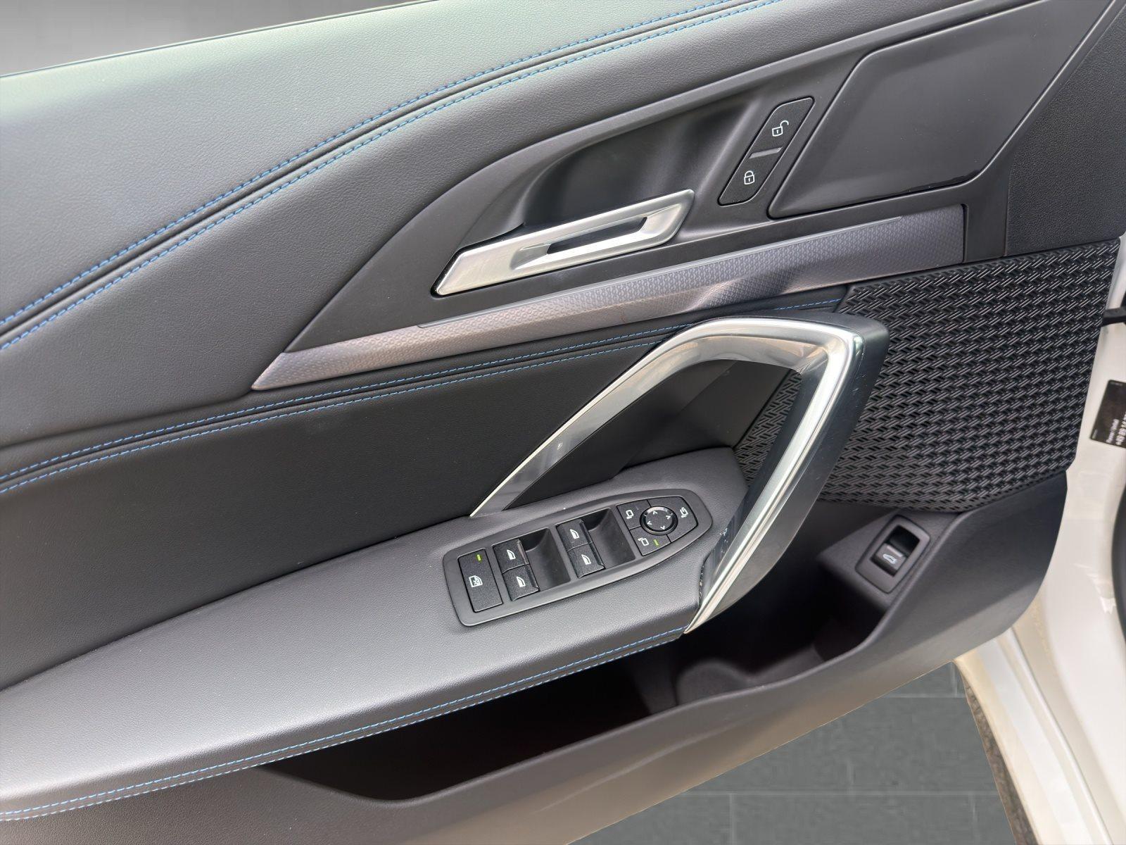 BMW iX1 – Bild 13
