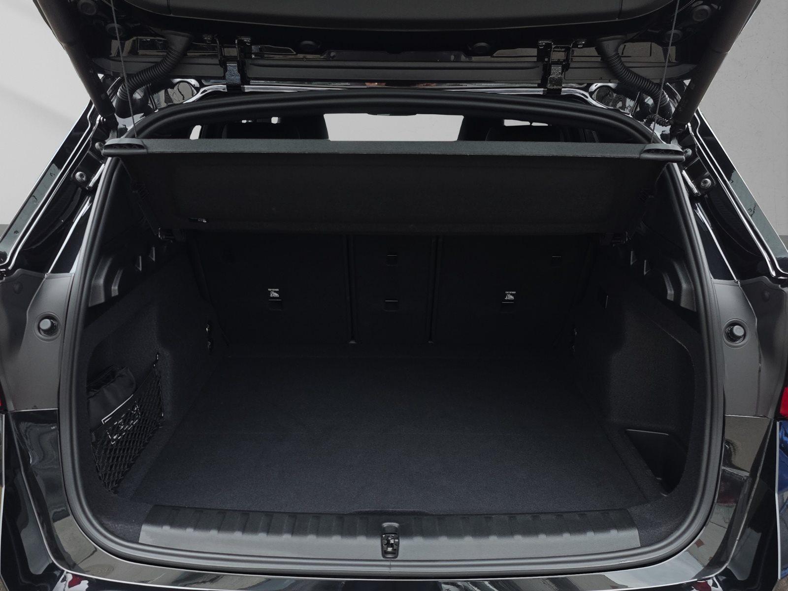 BMW iX1 – Bild 12