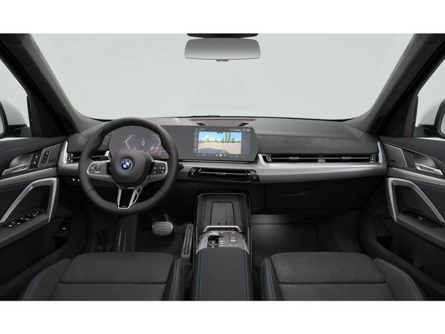 BMW iX1 – Bild 8