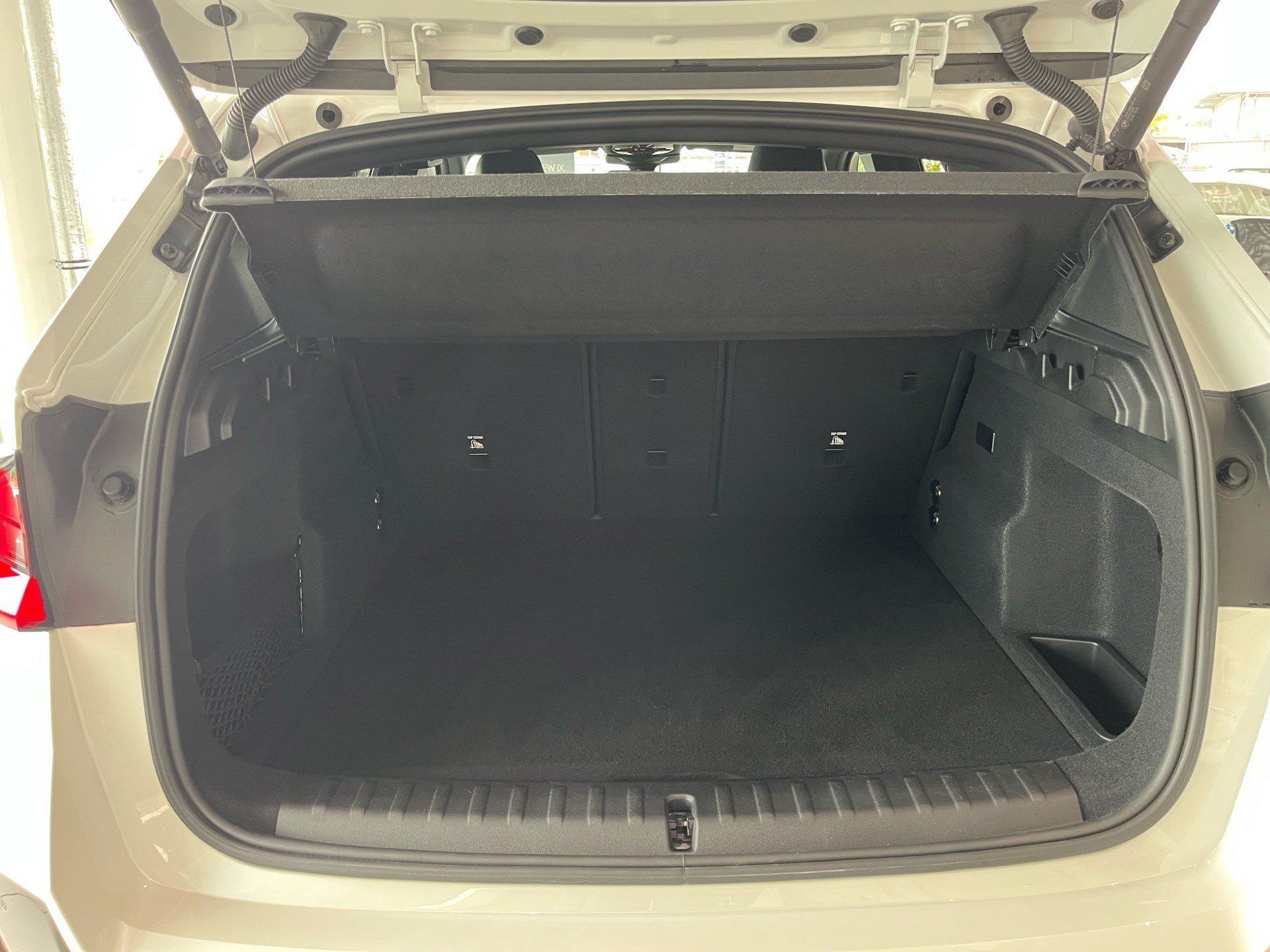 BMW iX1 – Bild 11