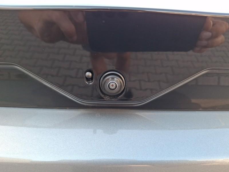 BMW iX2 – Bild 13