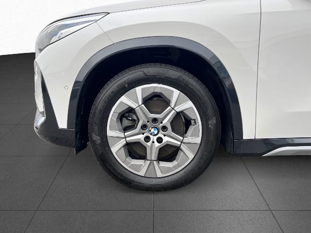 BMW iX1 – Bild 13