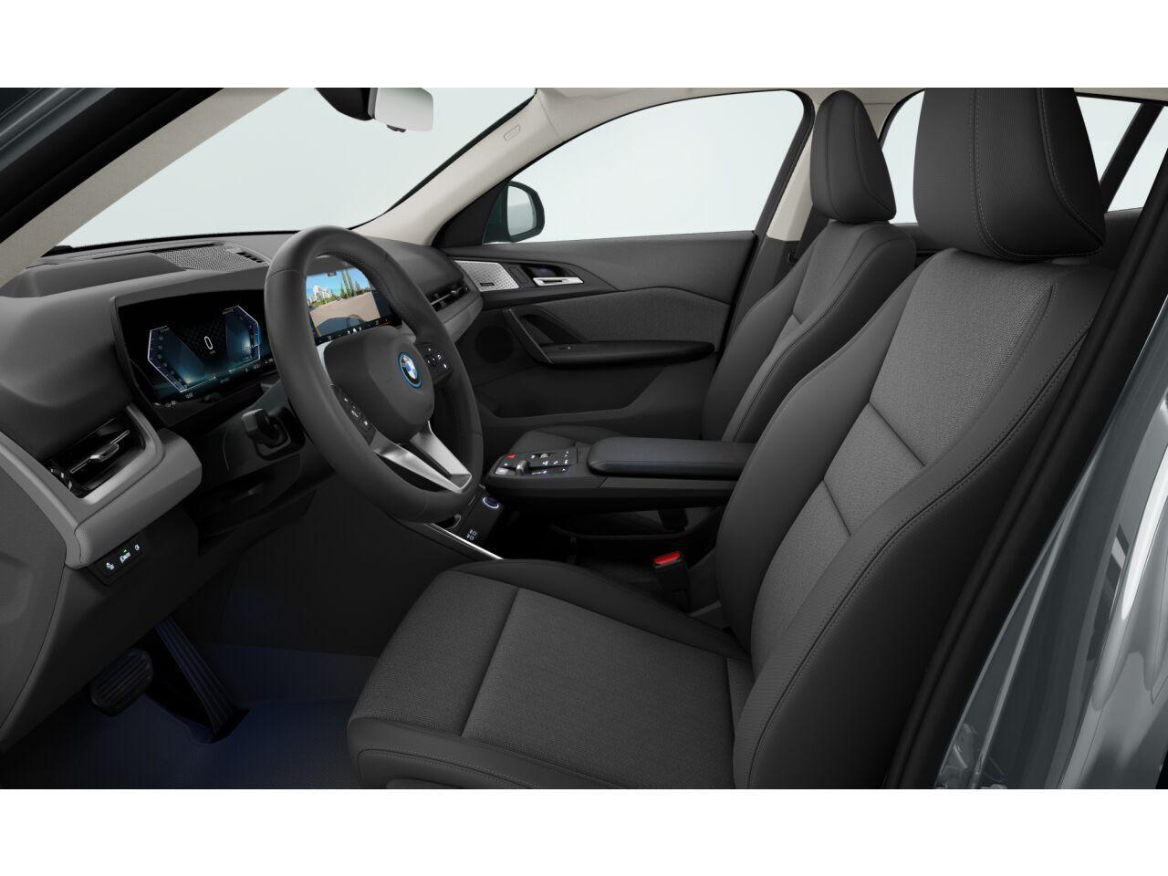 BMW iX2 – Bild 30