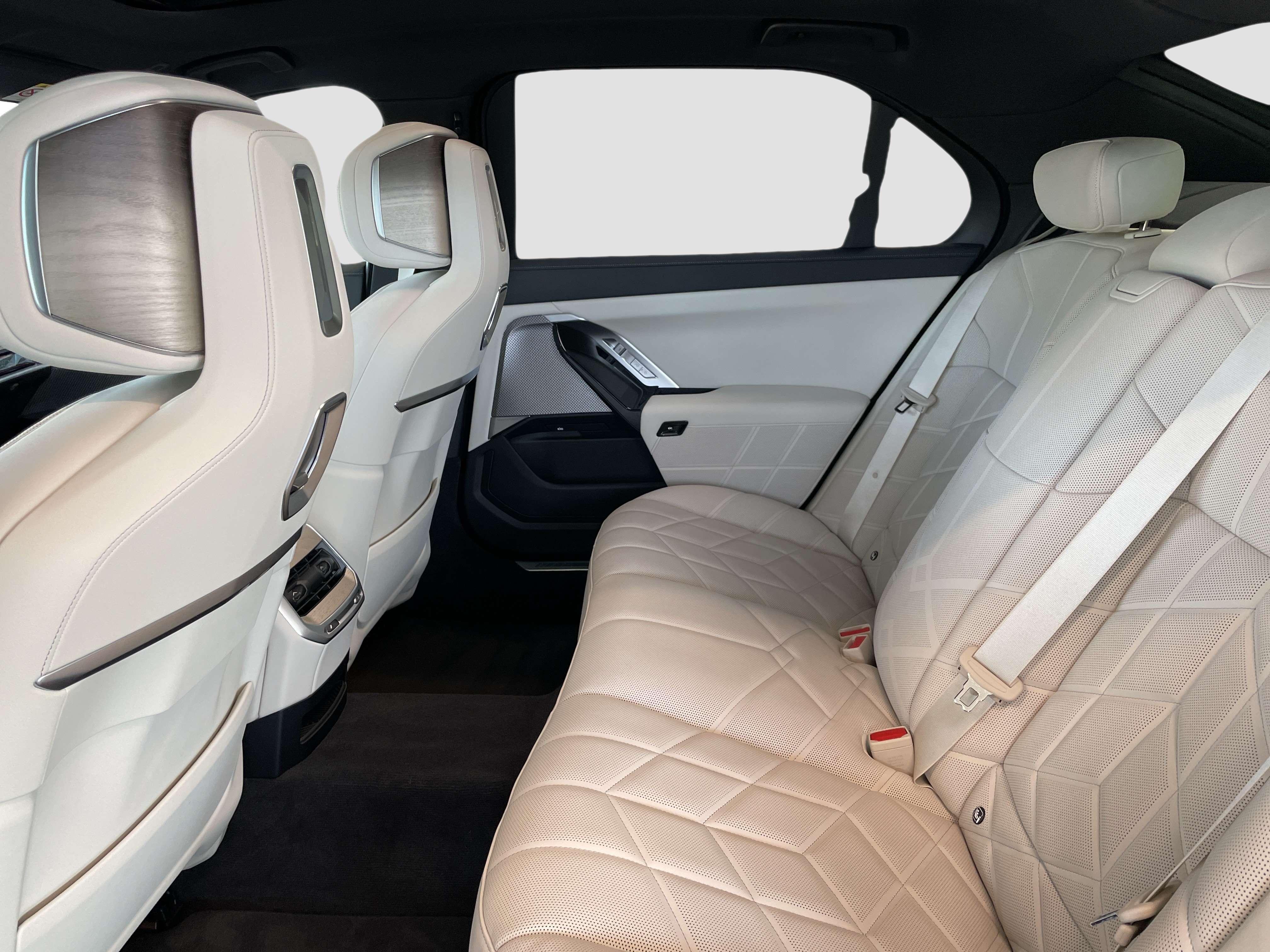 BMW i7 – Bild 13