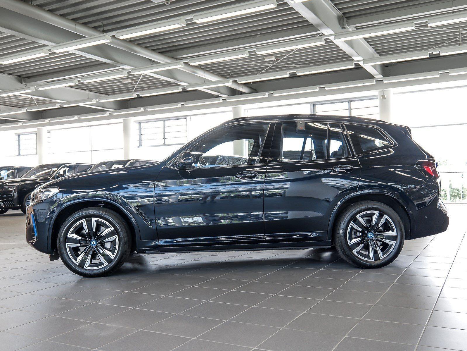 BMW iX3 – Bild 21