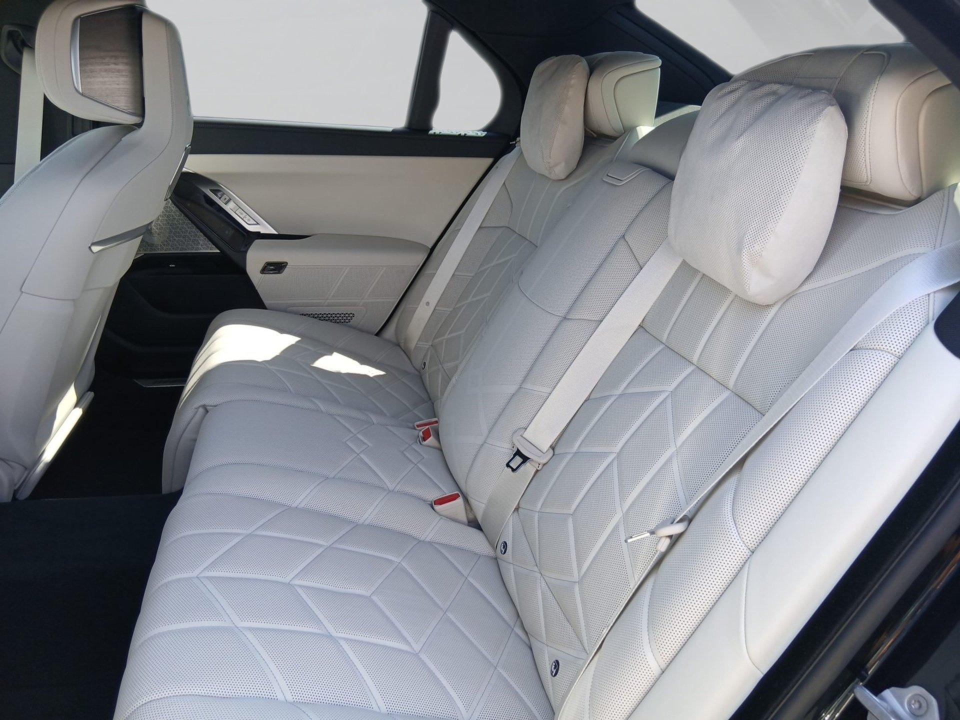 BMW i7 – Bild 10