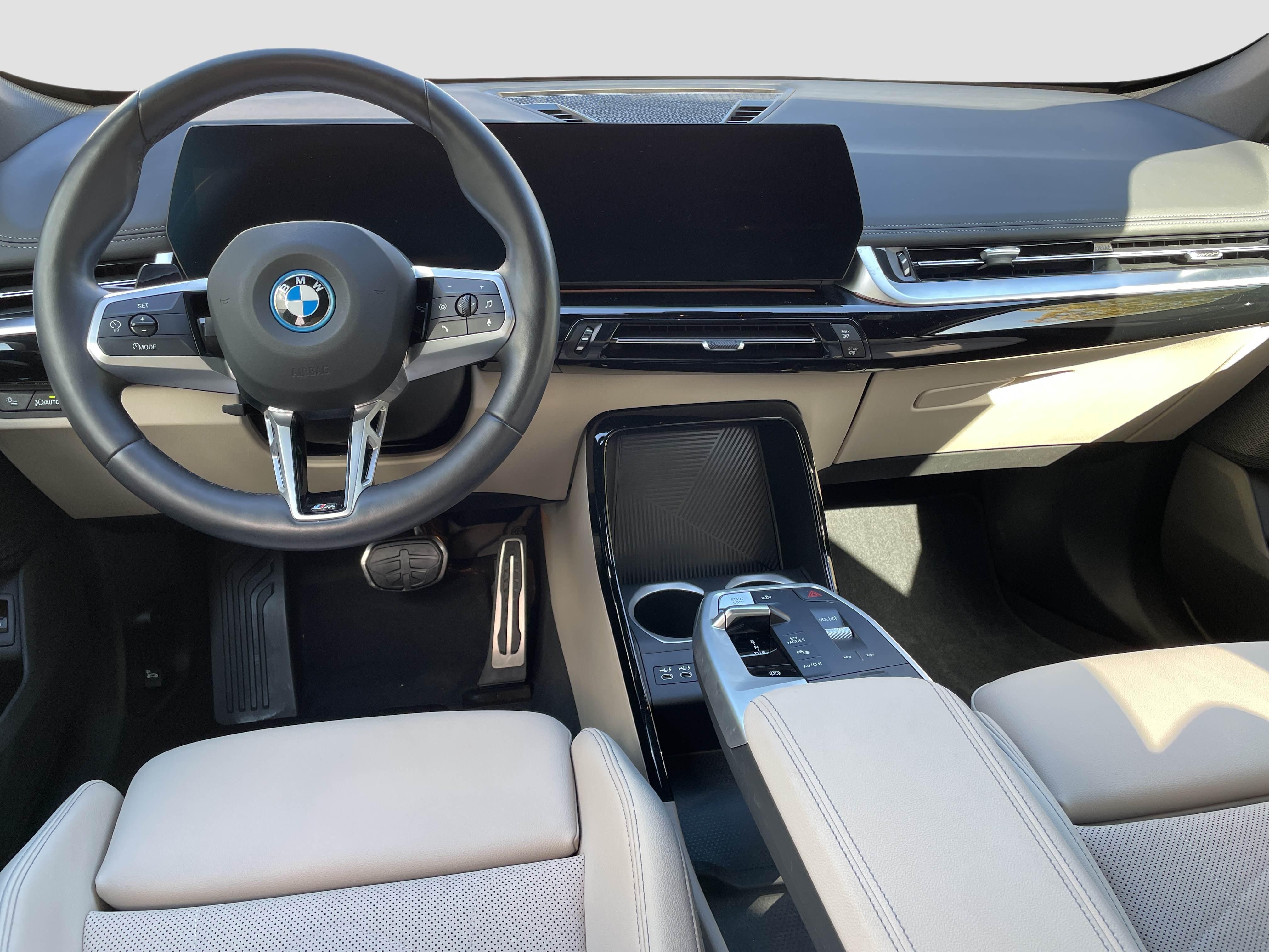 BMW iX1 – Bild 15