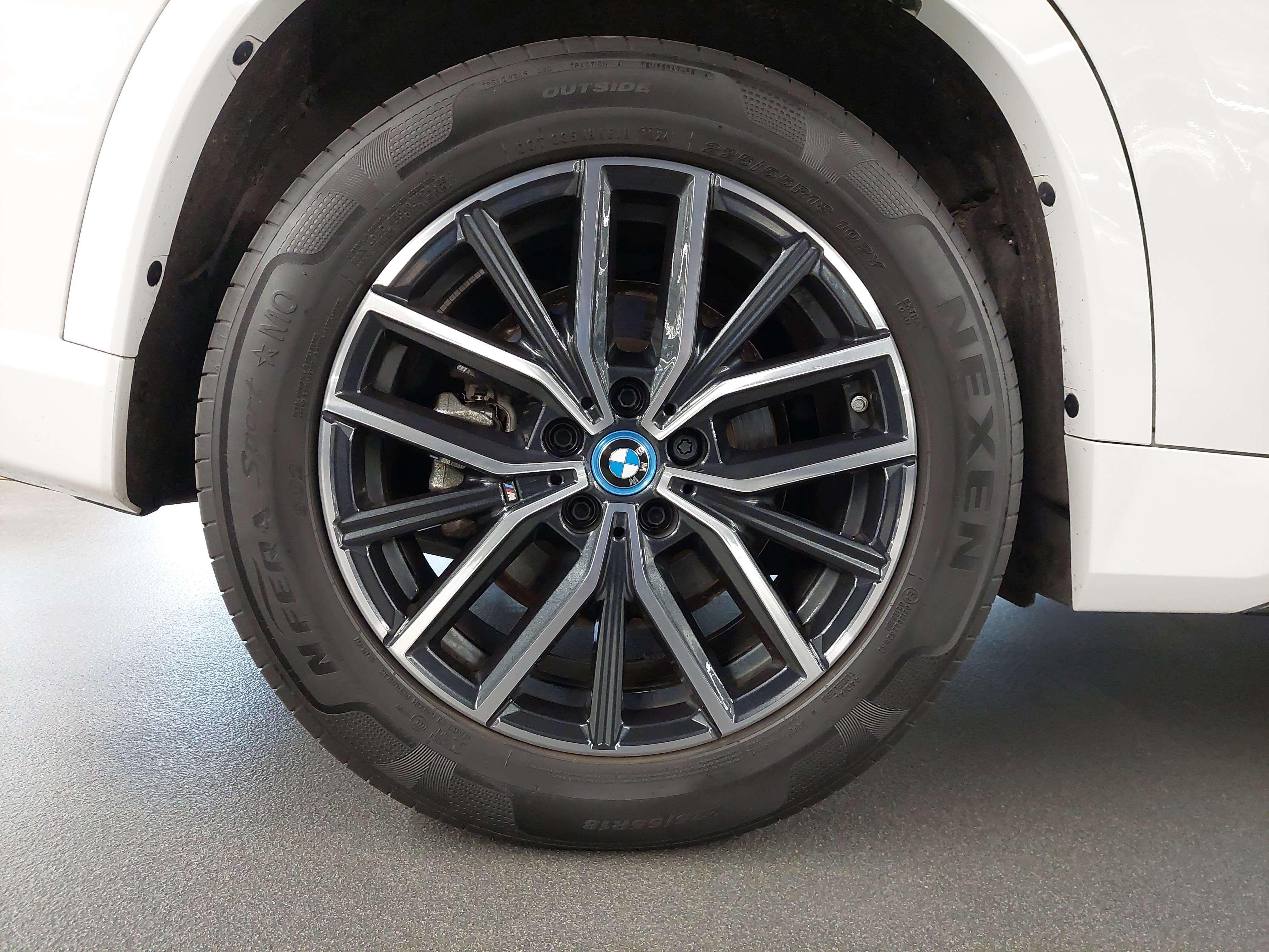 BMW iX1 – Bild 15