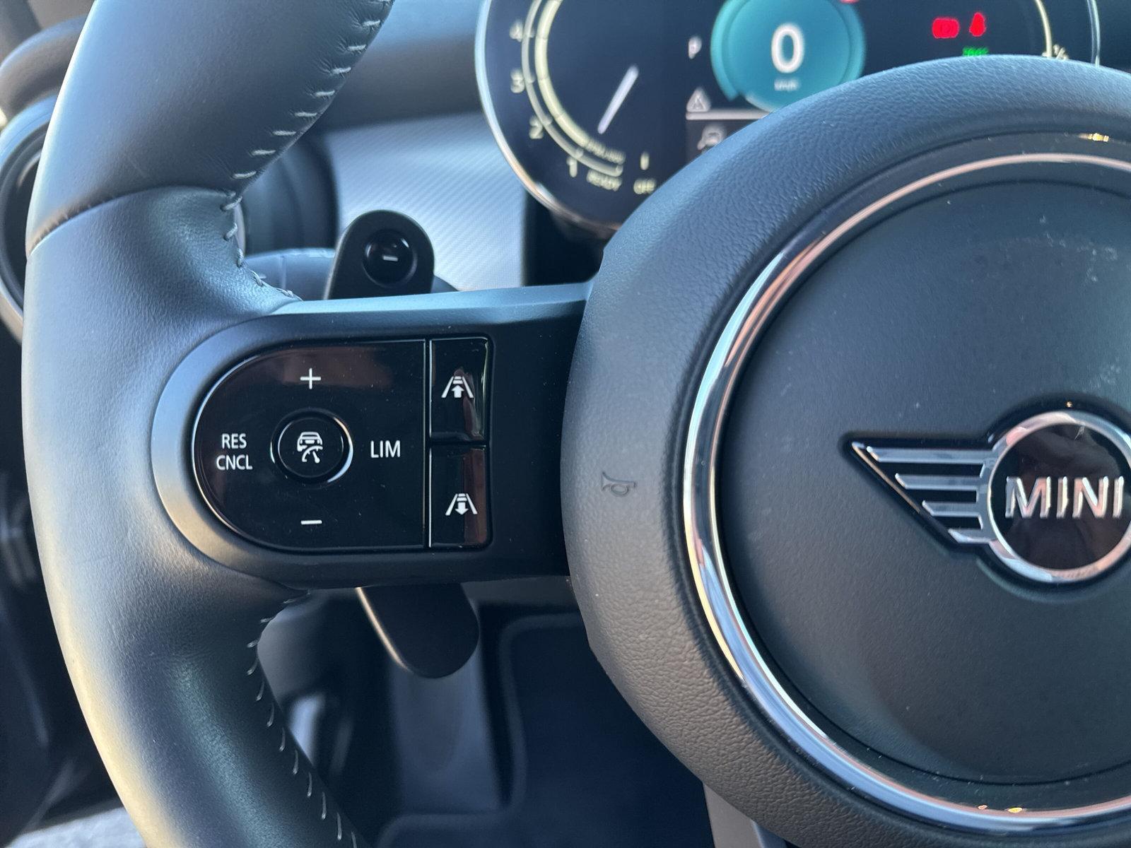 MINI Cooper 3-Türer – Bild 3