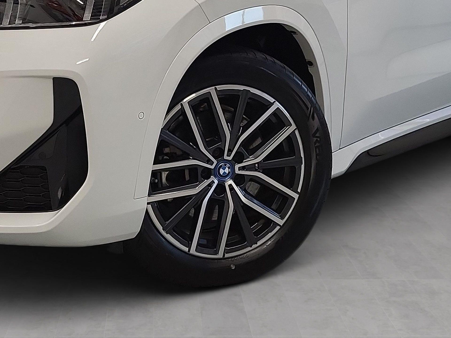 BMW iX1 – Bild 6