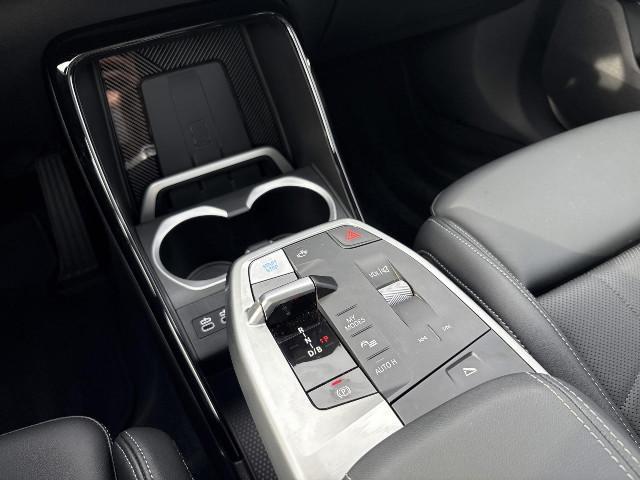BMW iX1 – Bild 11