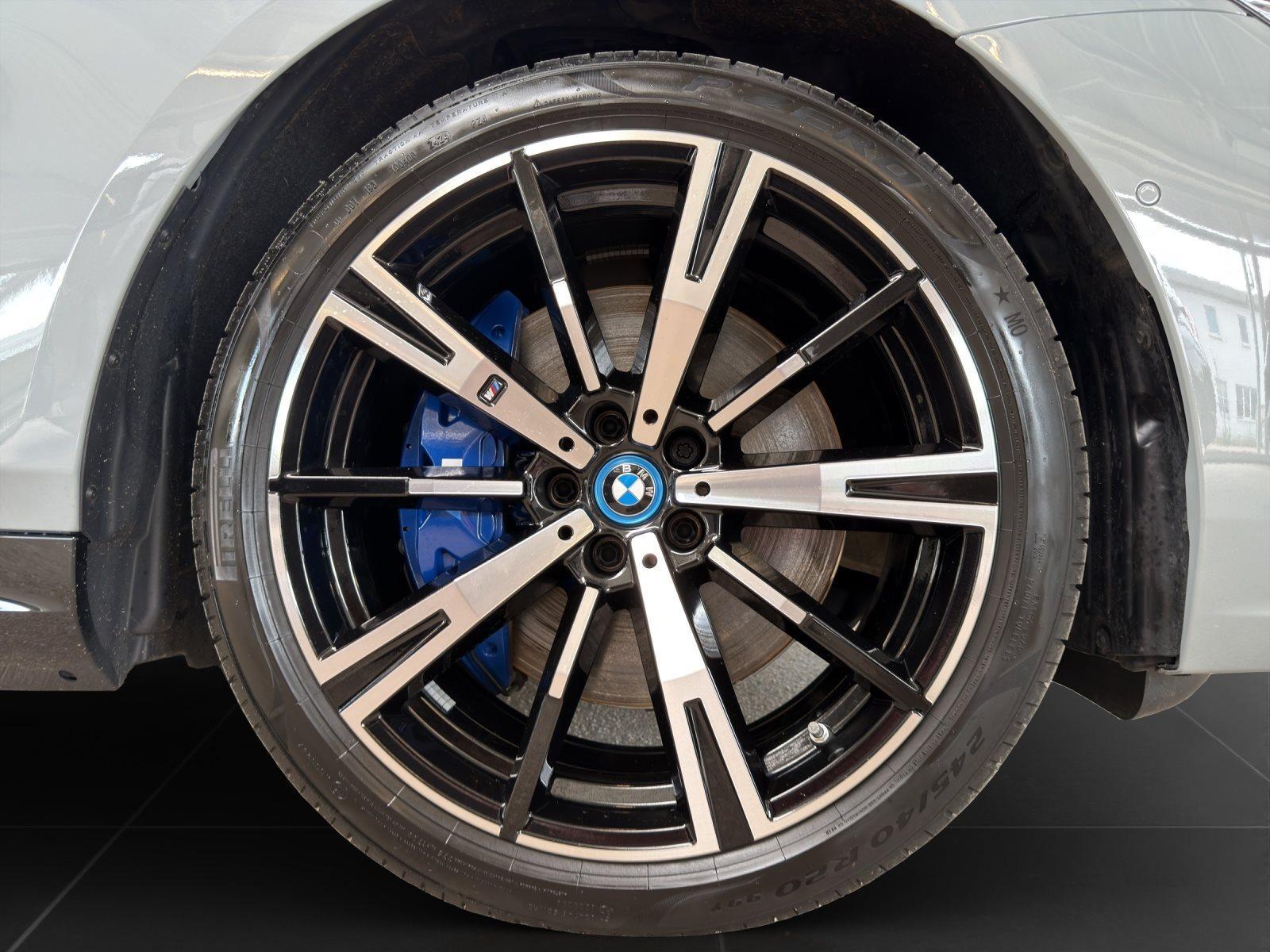 BMW i5 Touring – Bild 13