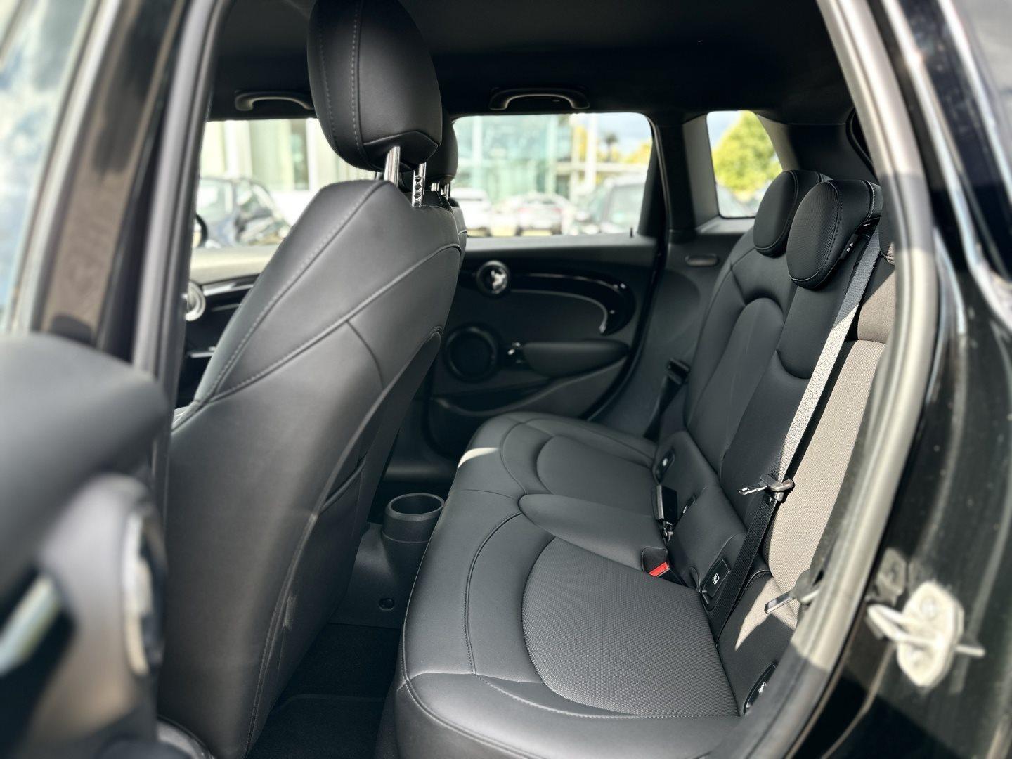 MINI Cooper 5-Türer – Bild 16