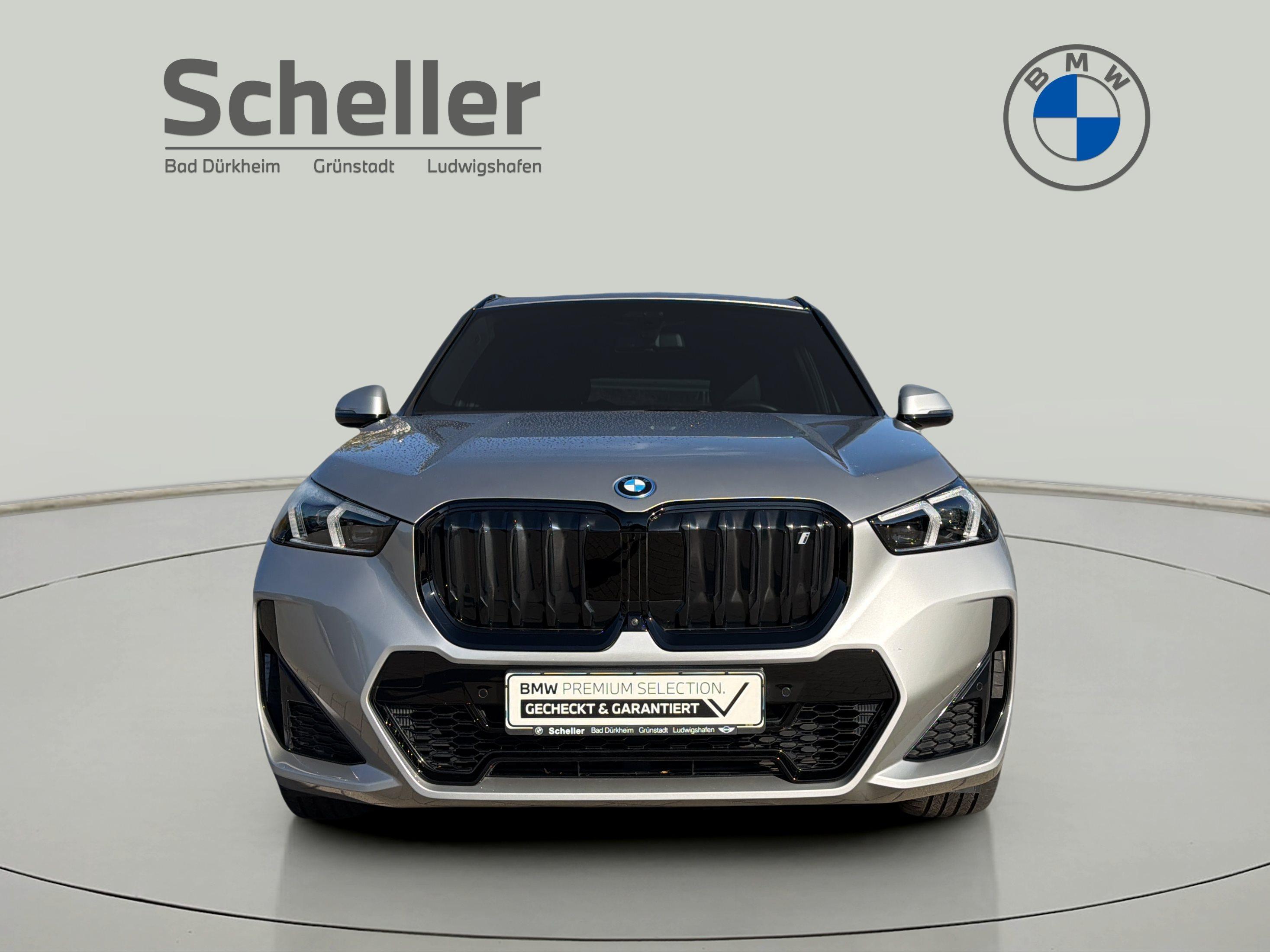 BMW iX1 – Bild 3