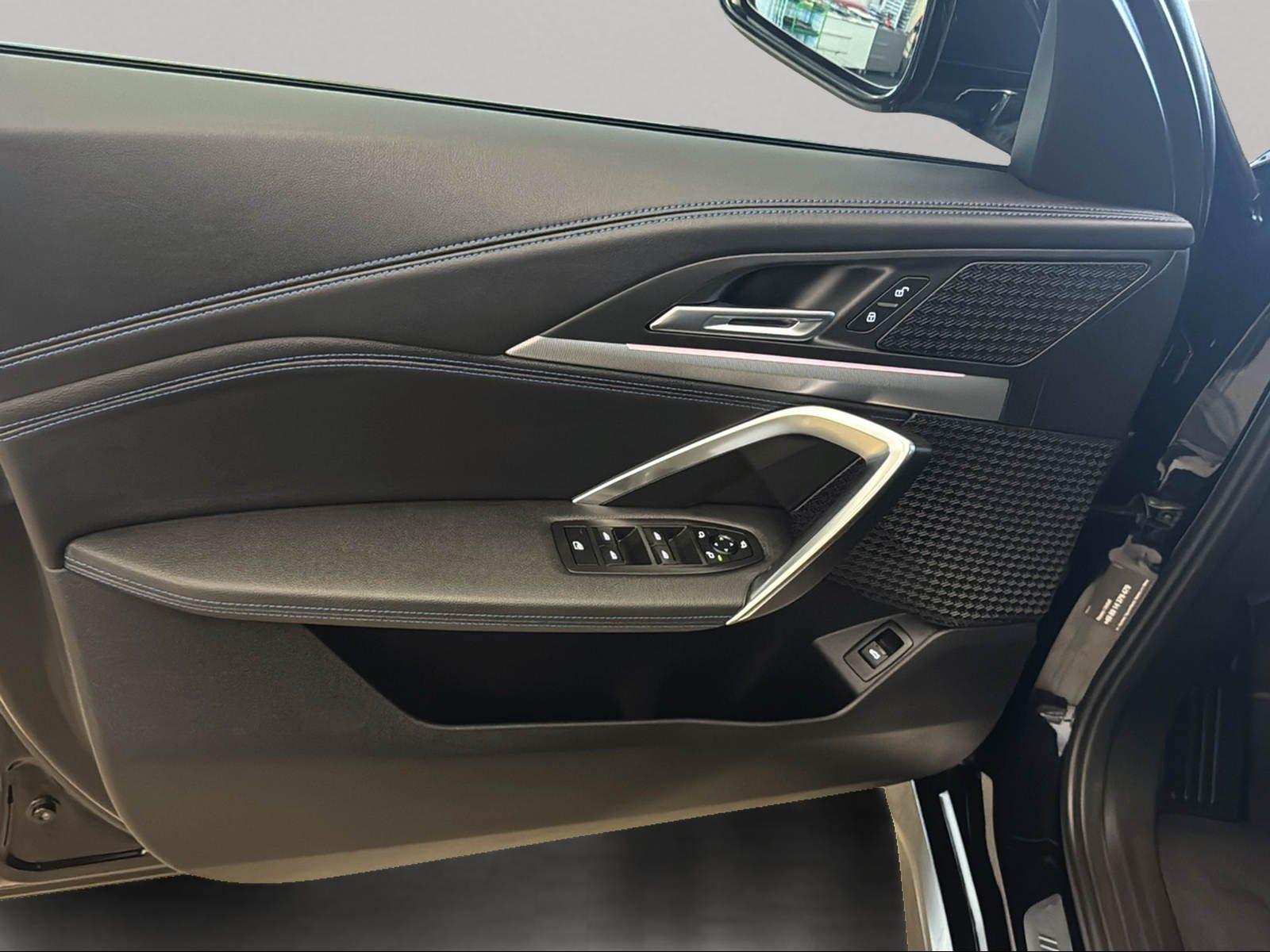 BMW iX1 – Bild 13