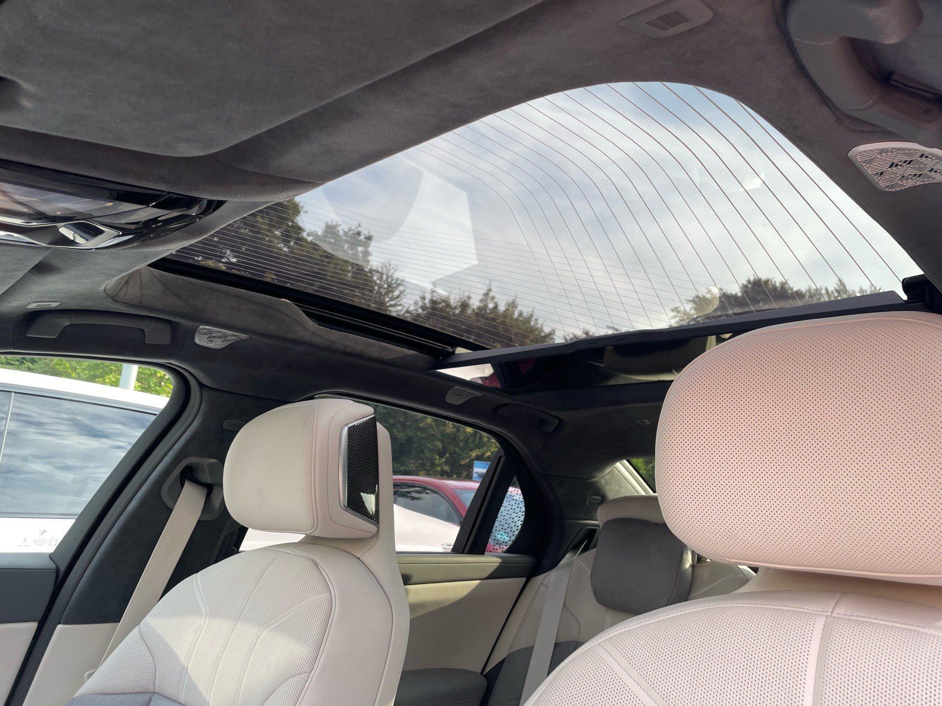 BMW i7 – Bild 13